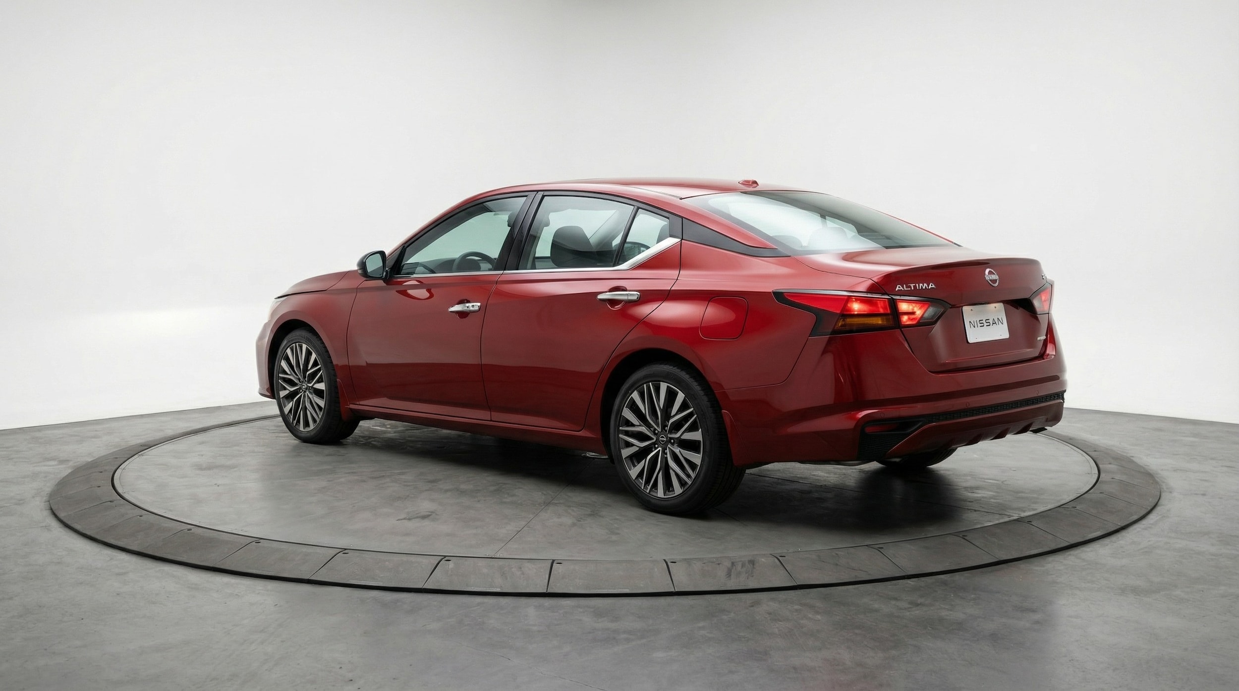 Thumbnail: 2025 Nissan Altima - 5