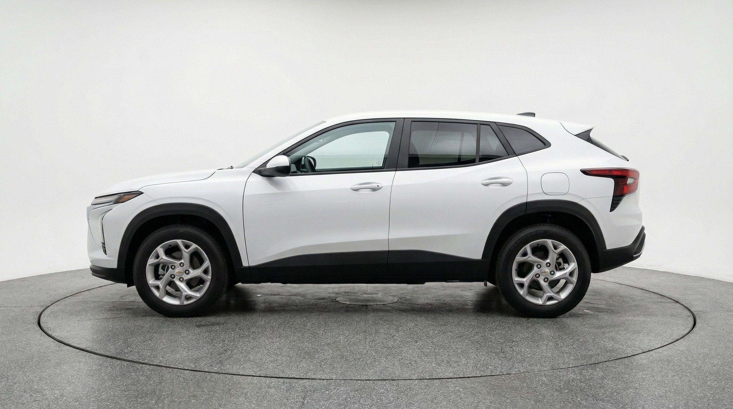 Thumbnail: 2025 Chevrolet Trax - 5