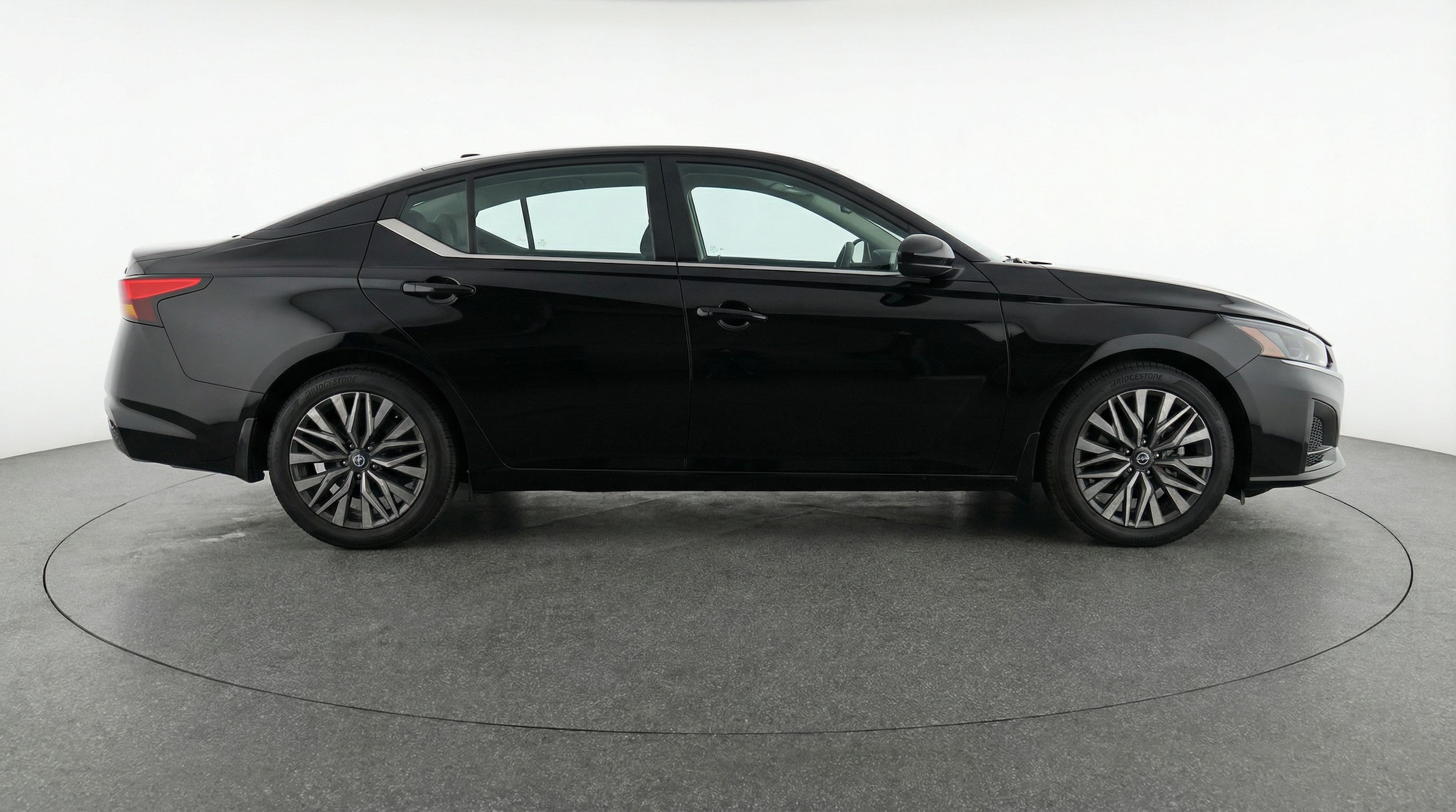 Thumbnail: 2025 Nissan Altima - 8