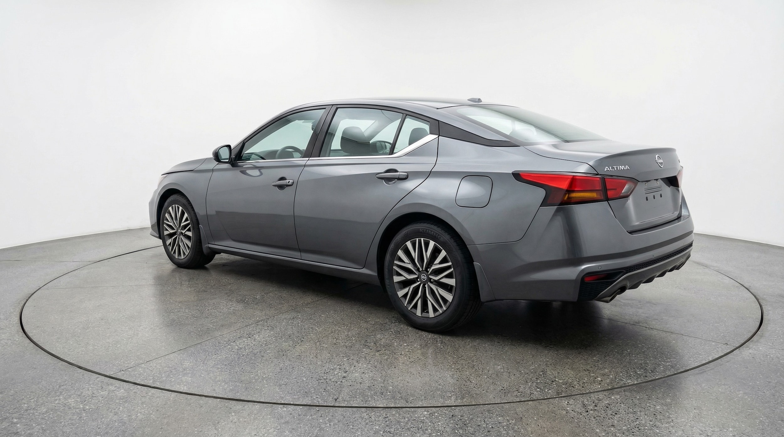 Thumbnail: 2025 Nissan Altima - 5
