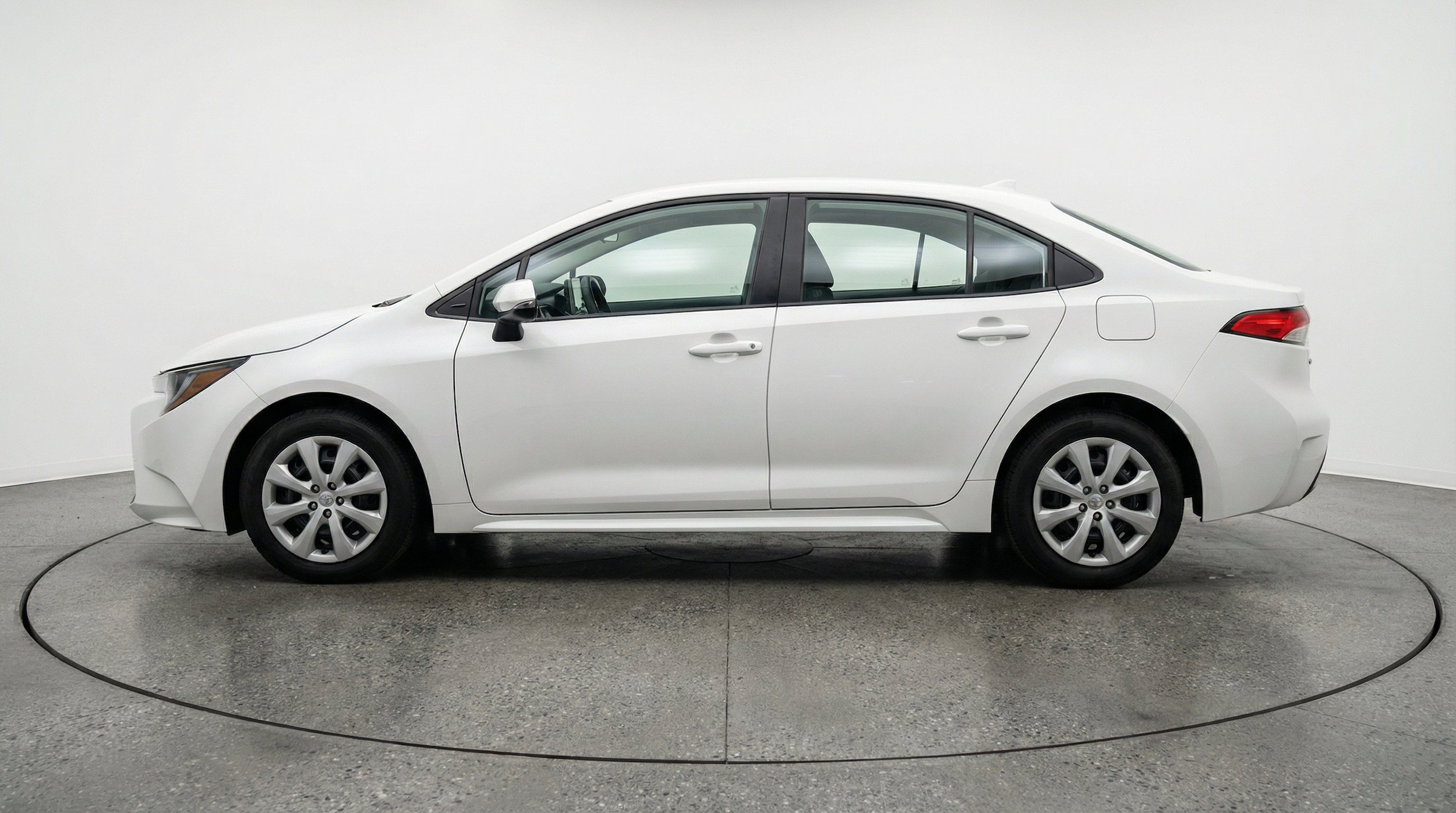 Thumbnail: 2025 Toyota Corolla - 5