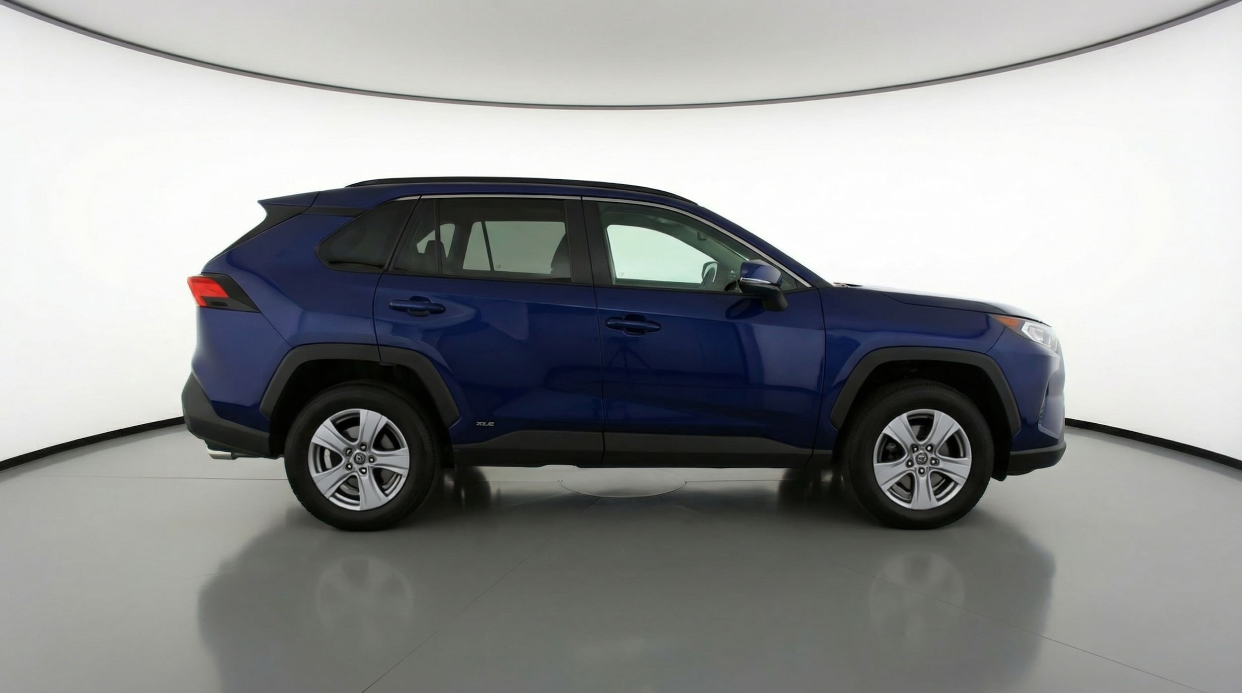 Thumbnail: 2025 Toyota RAV4 - 8