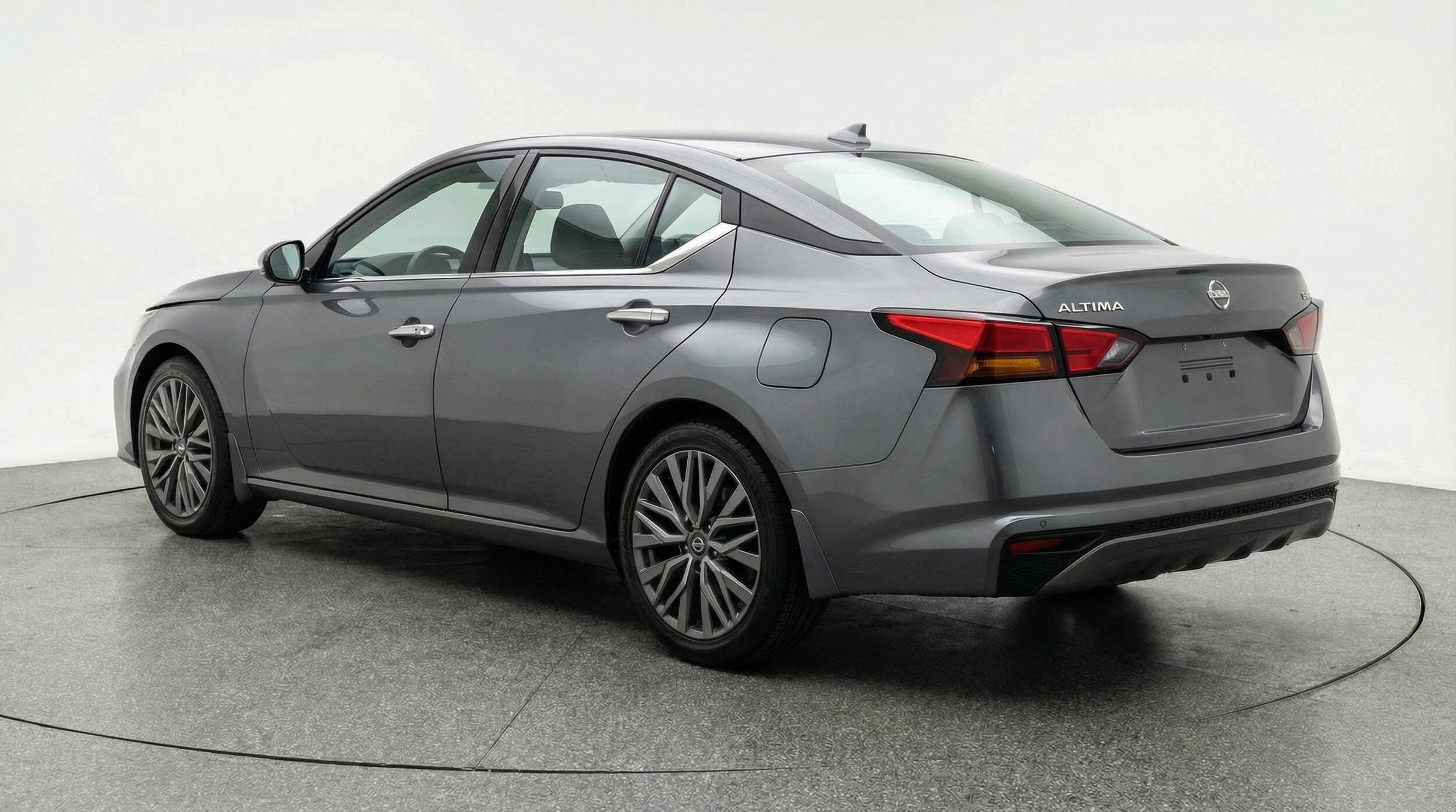 Thumbnail: 2025 Nissan Altima - 5