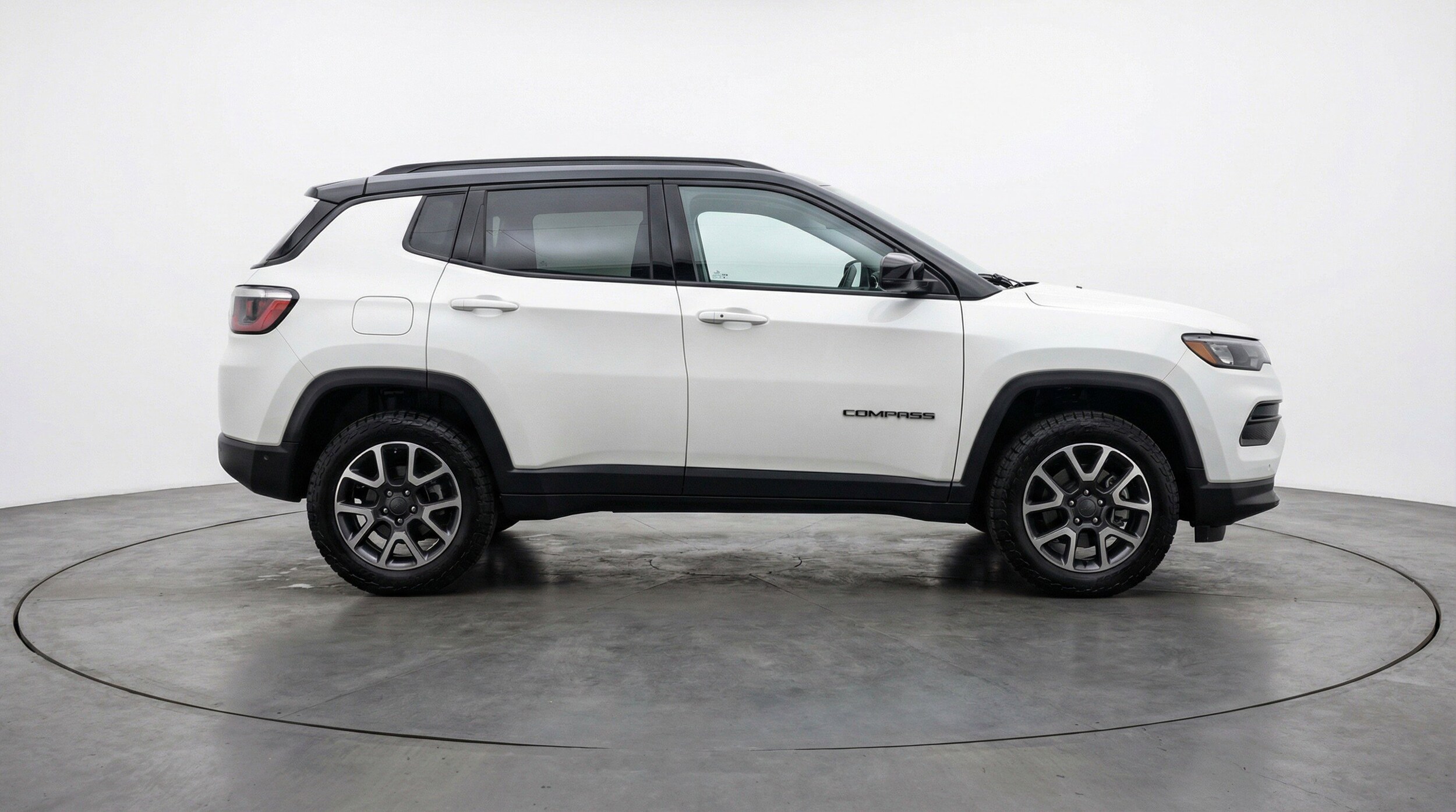 Thumbnail: 2025 Jeep Compass - 11