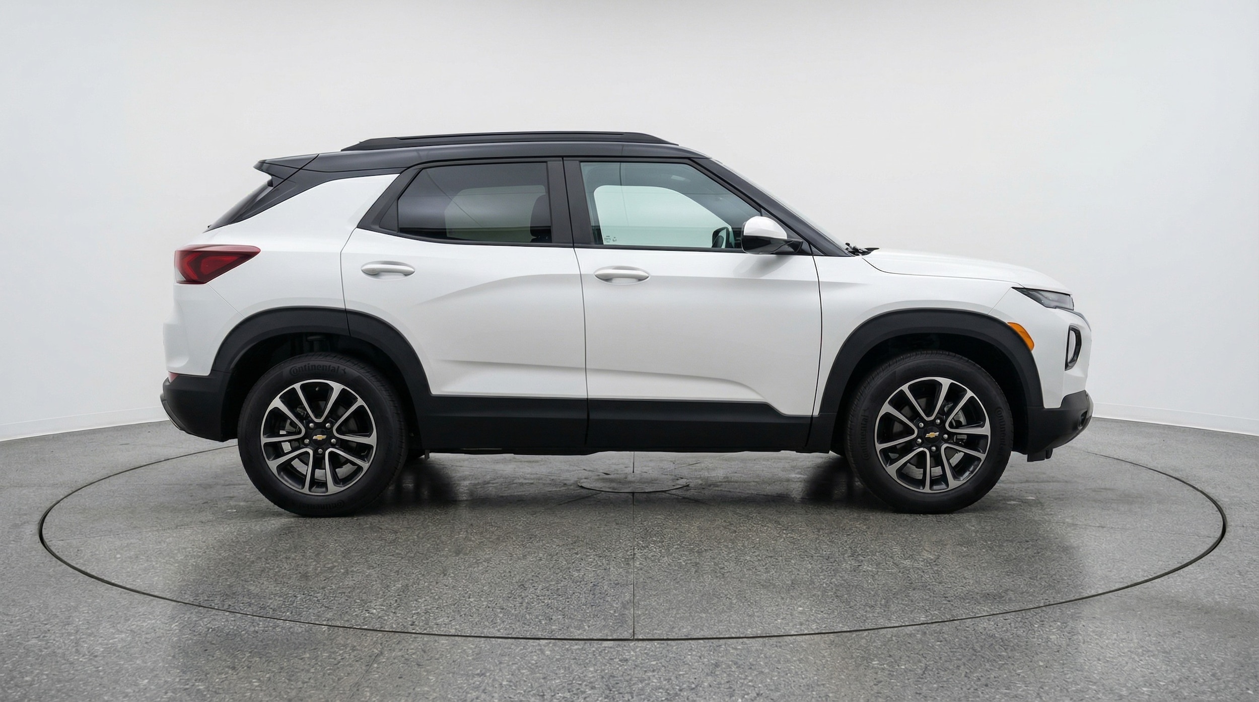 Thumbnail: 2025 Chevrolet TrailBlazer - 8
