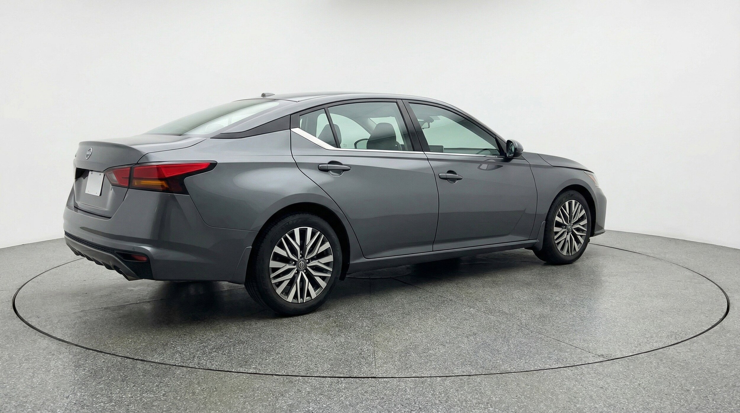 Thumbnail: 2025 Nissan Altima - 9