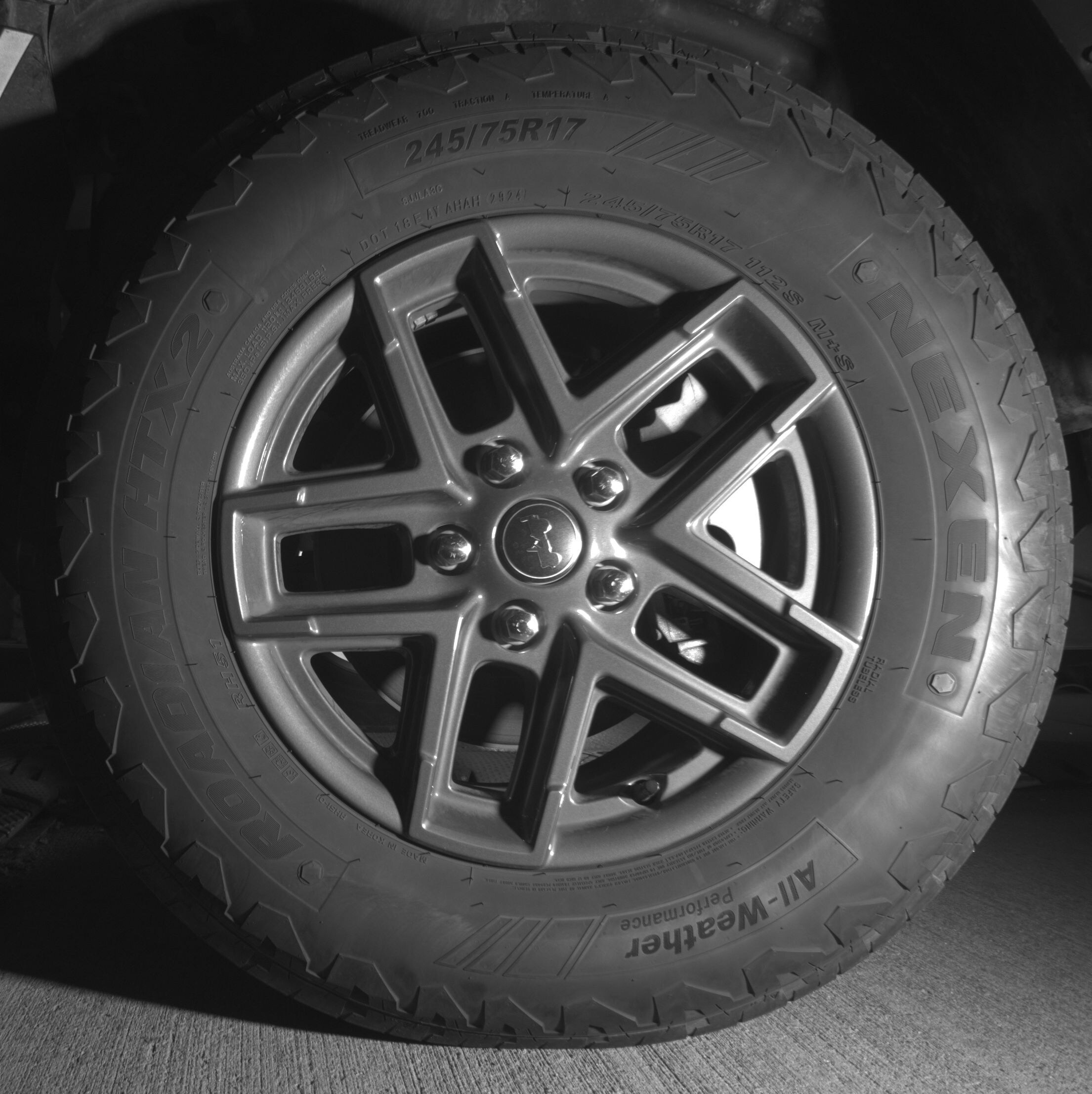 Thumbnail: 2025 Jeep Wrangler - 9