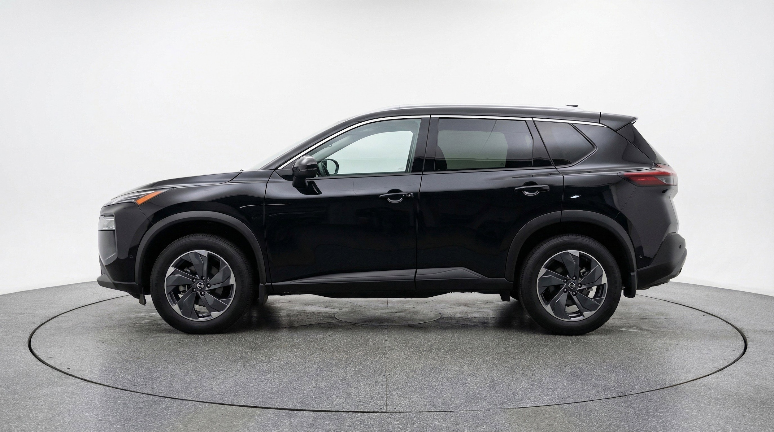 Thumbnail: 2025 Nissan Rogue - 5
