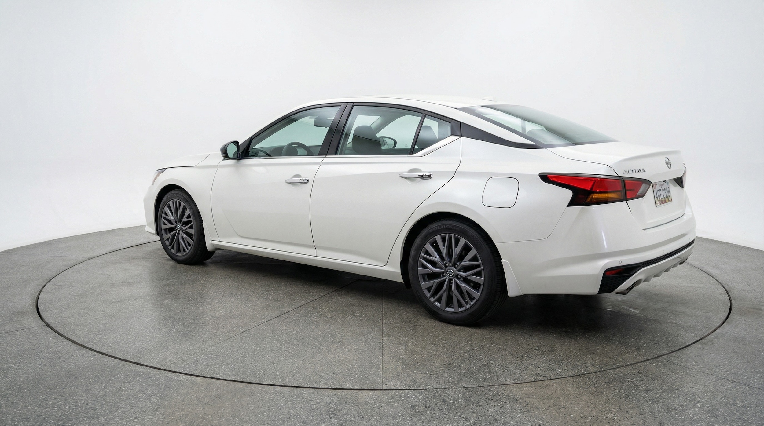 Thumbnail: 2025 Nissan Altima - 5