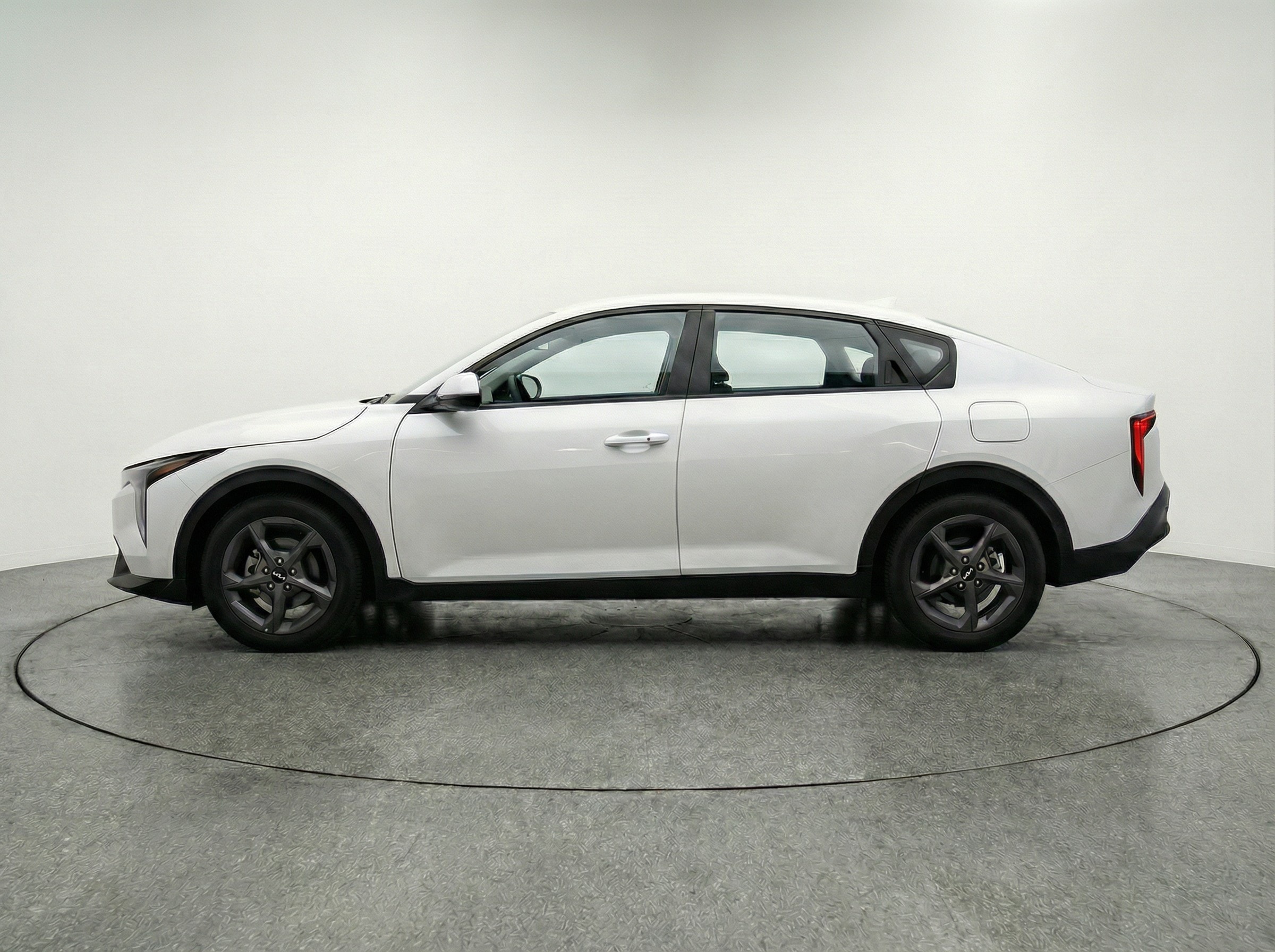 Thumbnail: 2025 Kia K4 - 4