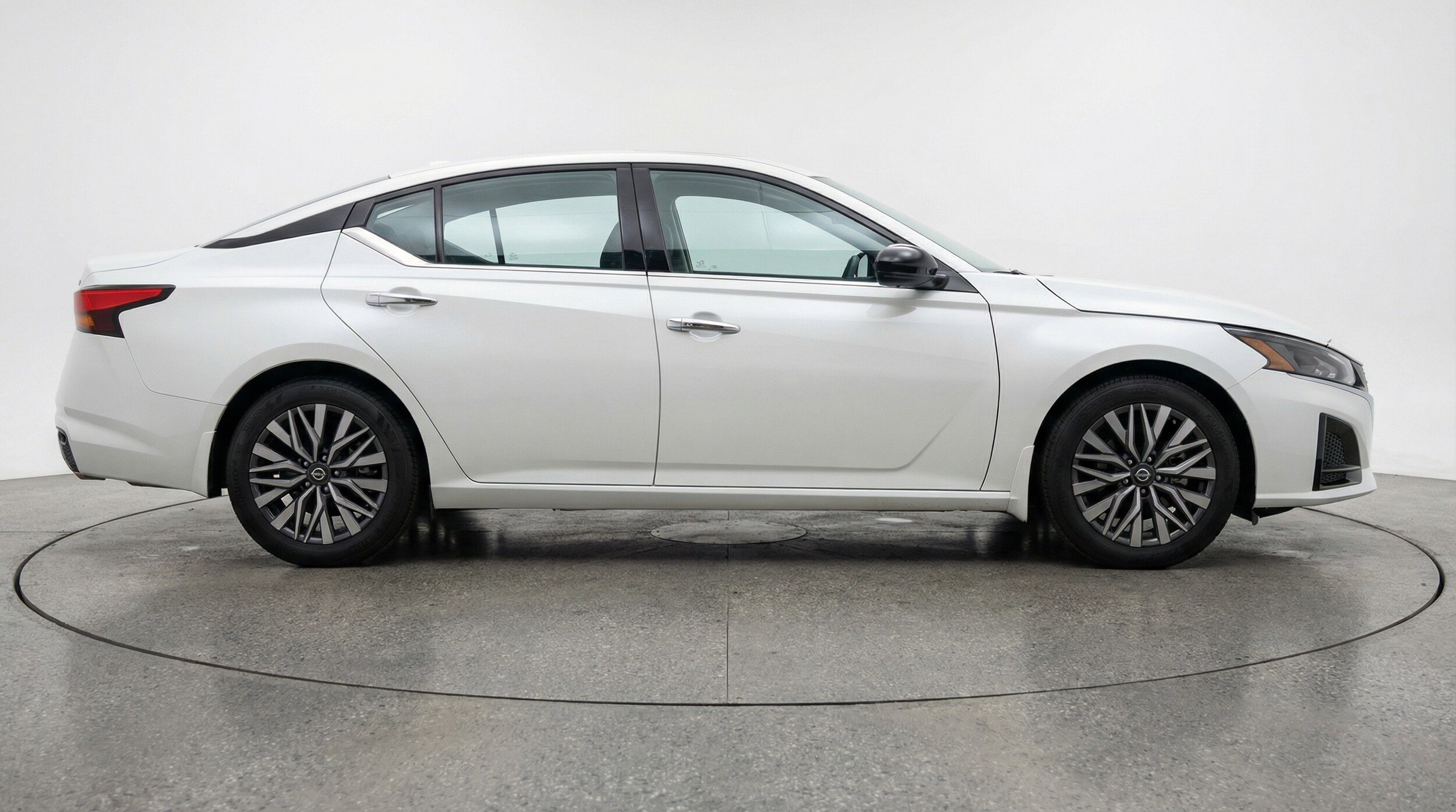 Thumbnail: 2025 Nissan Altima - 11