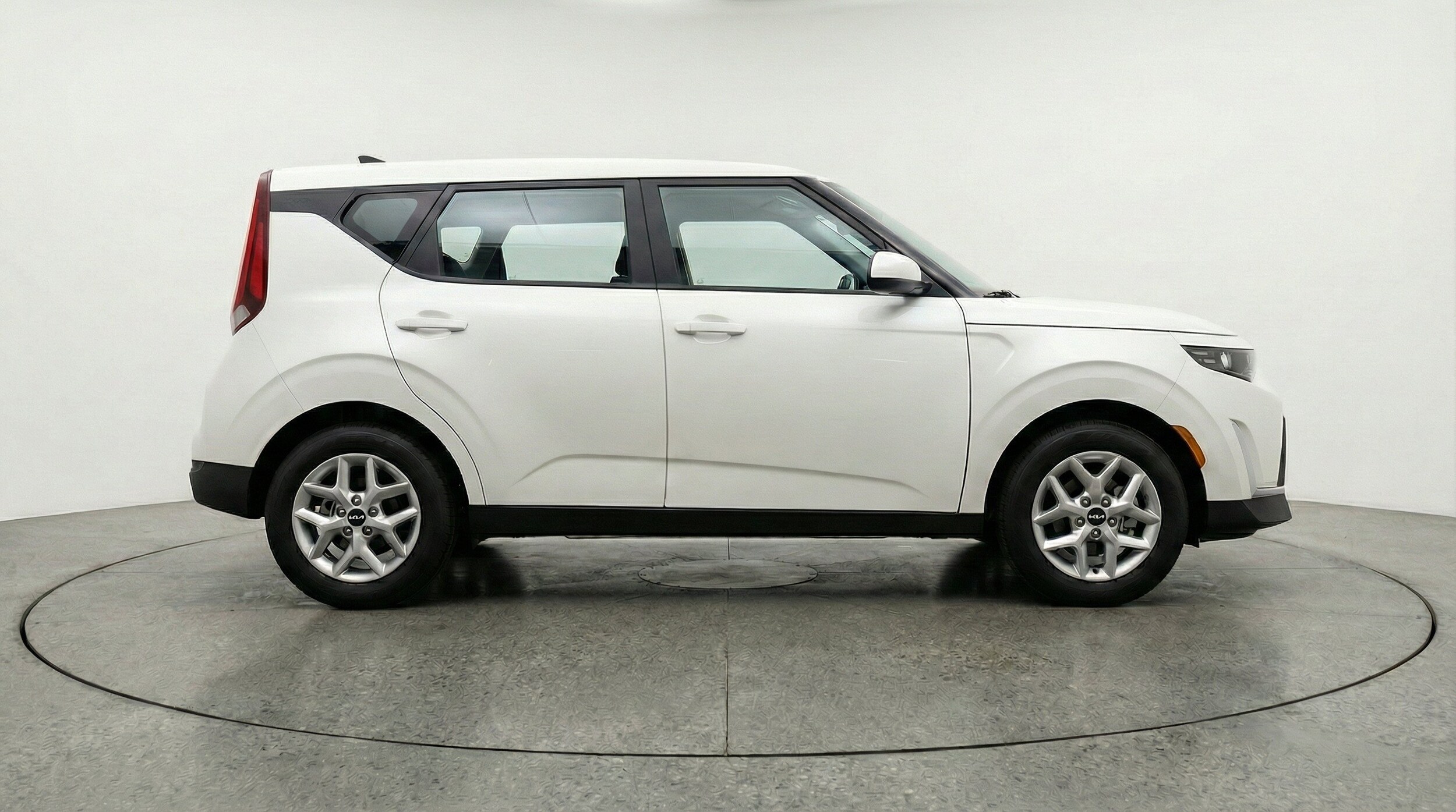 Thumbnail: 2025 Kia Soul - 10