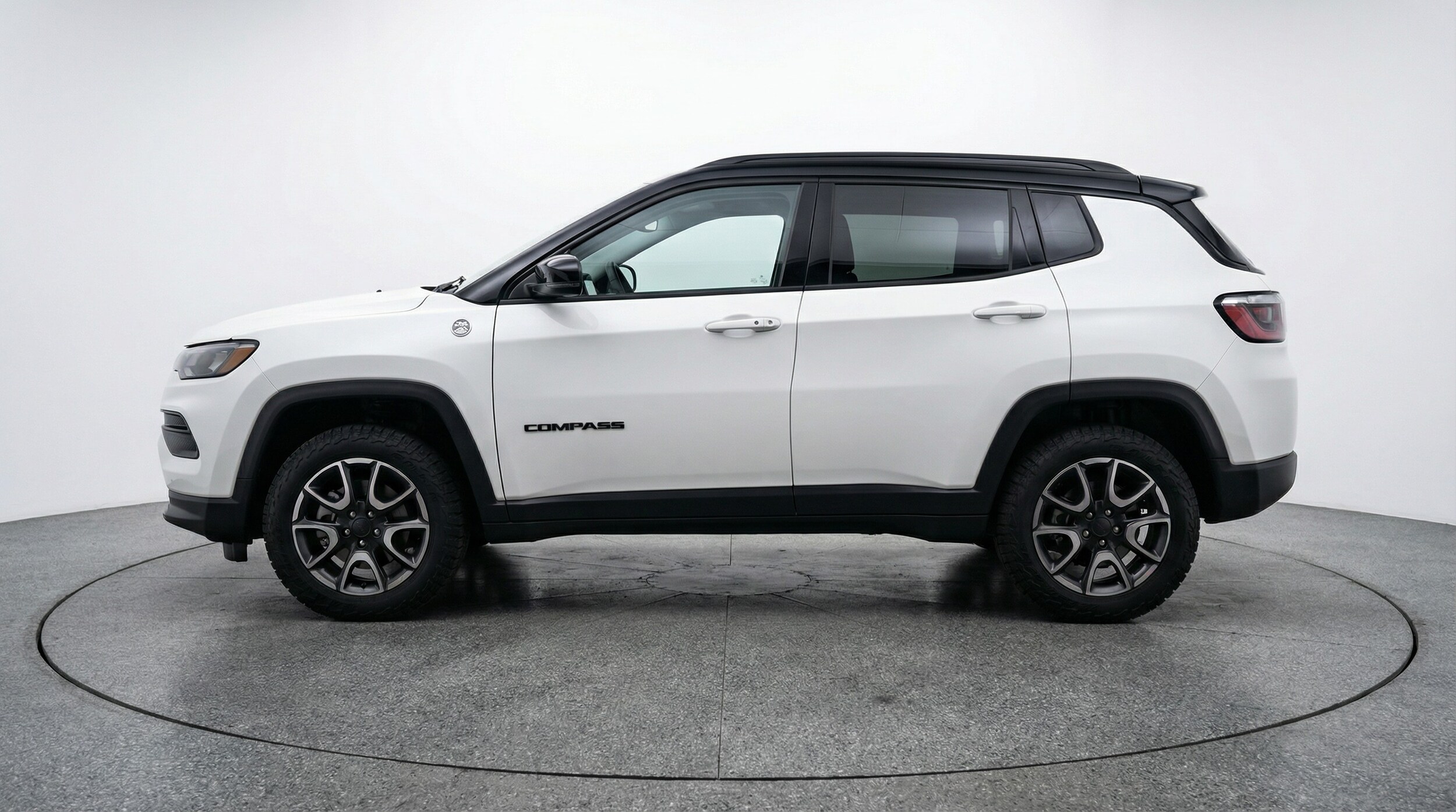 Thumbnail: 2025 Jeep Compass - 4