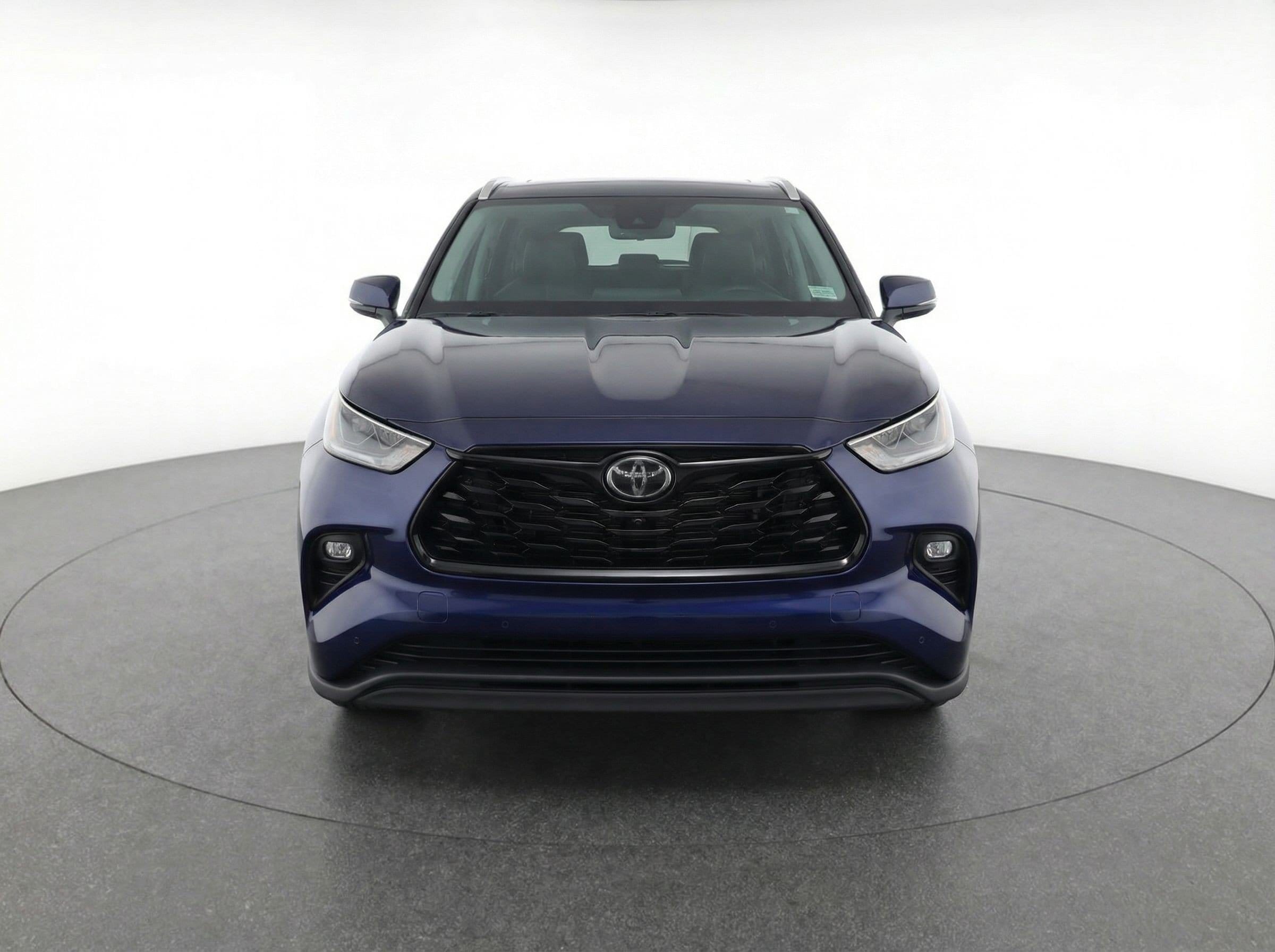Thumbnail: 2024 Toyota Highlander - 2