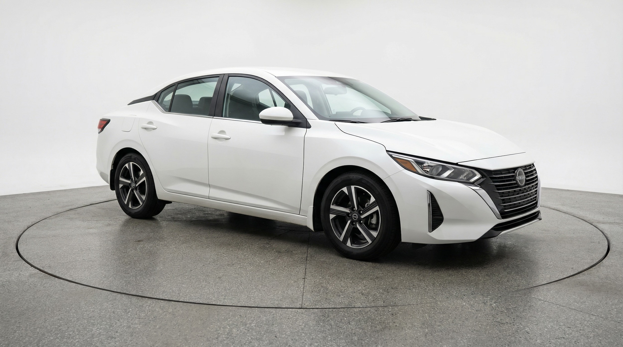 Thumbnail: 2025 Nissan Sentra - 1