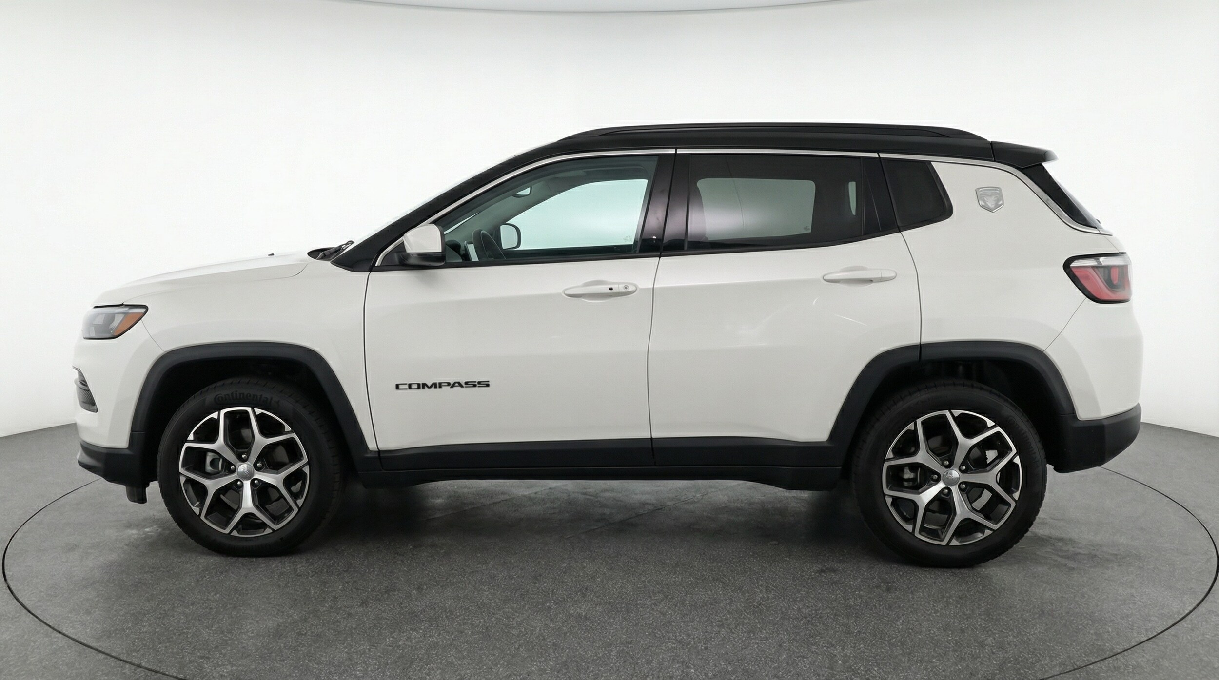 Thumbnail: 2025 Jeep Compass - 4