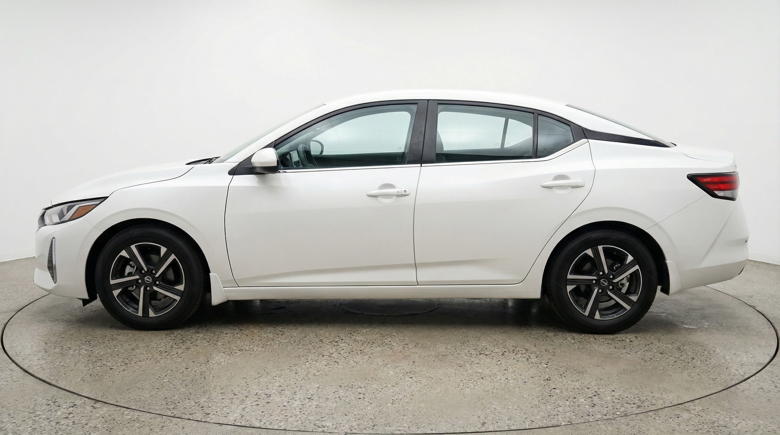 Thumbnail: 2025 Nissan Sentra - 4