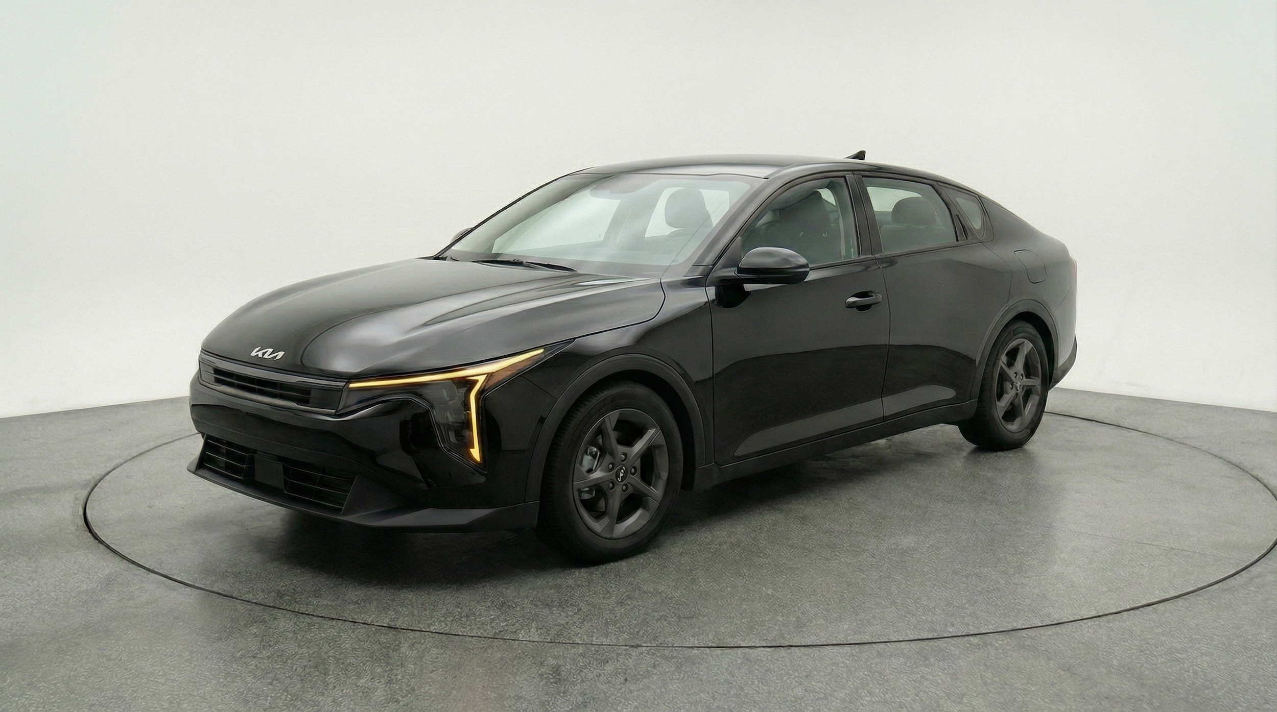 Thumbnail: 2025 Kia K4 - 3