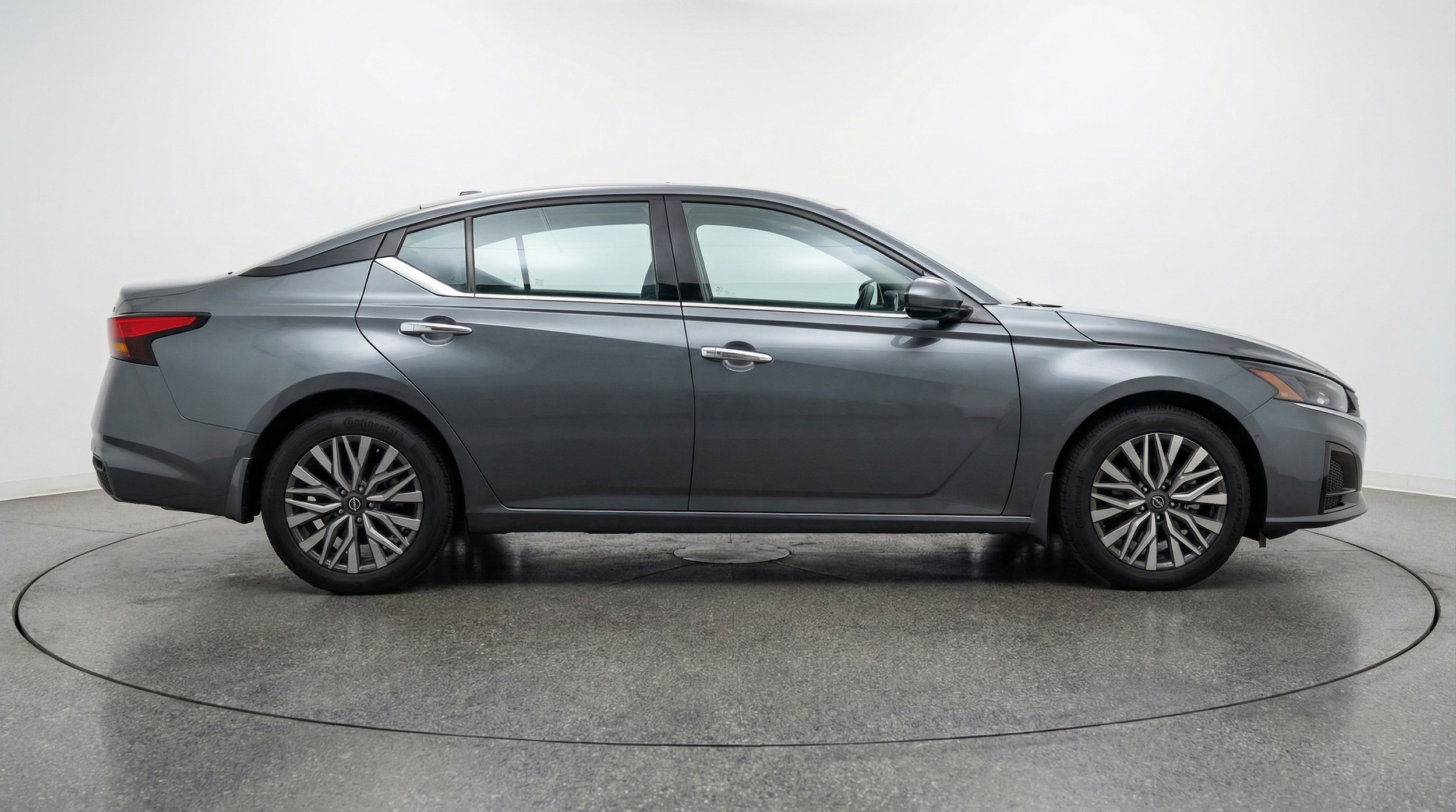 Thumbnail: 2025 Nissan Altima - 8