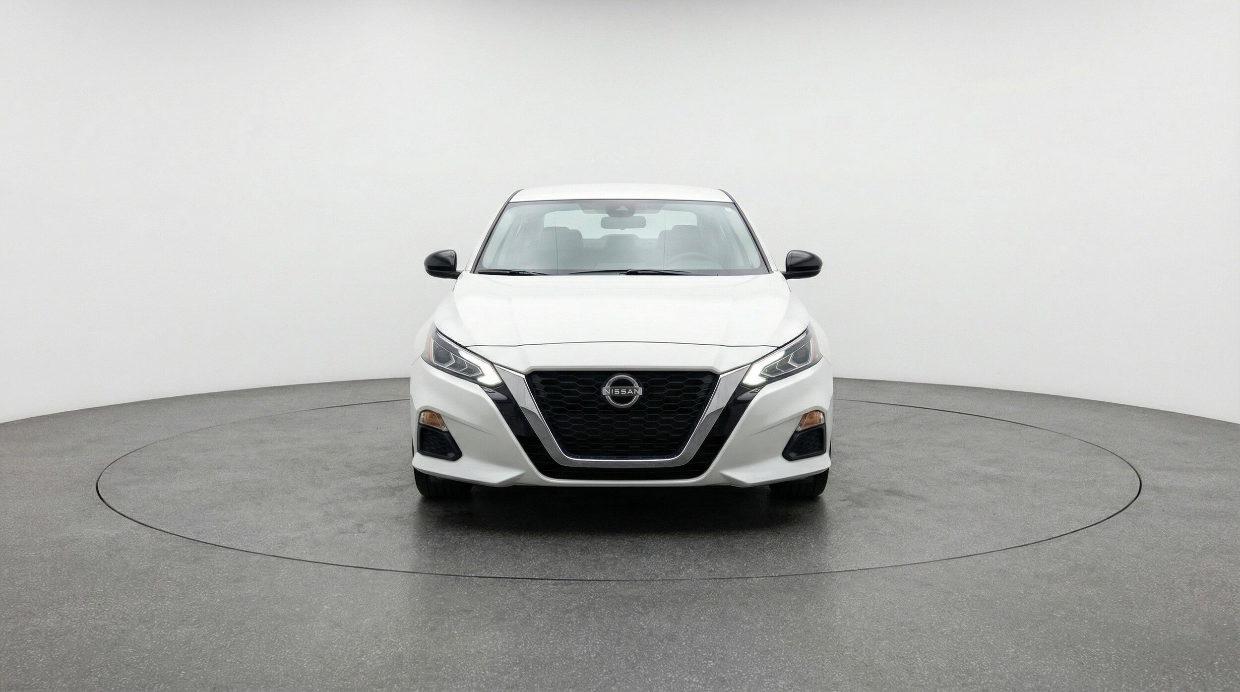 Thumbnail: 2025 Nissan Altima - 2