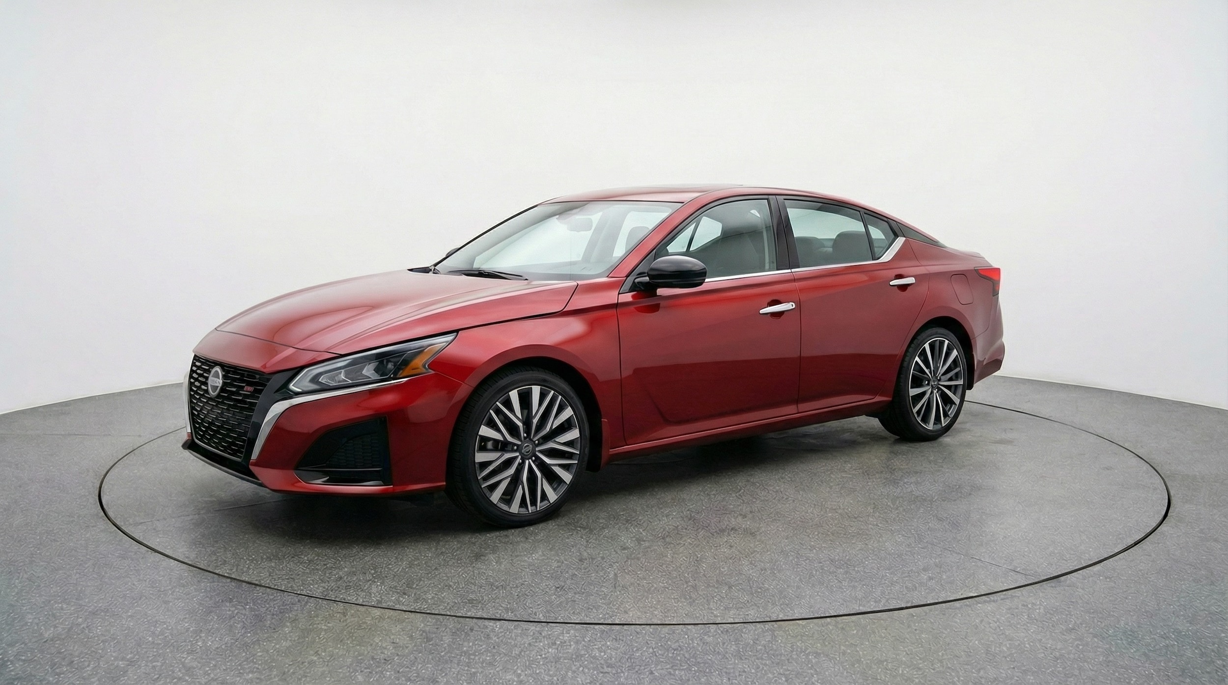 Thumbnail: 2025 Nissan Altima - 3