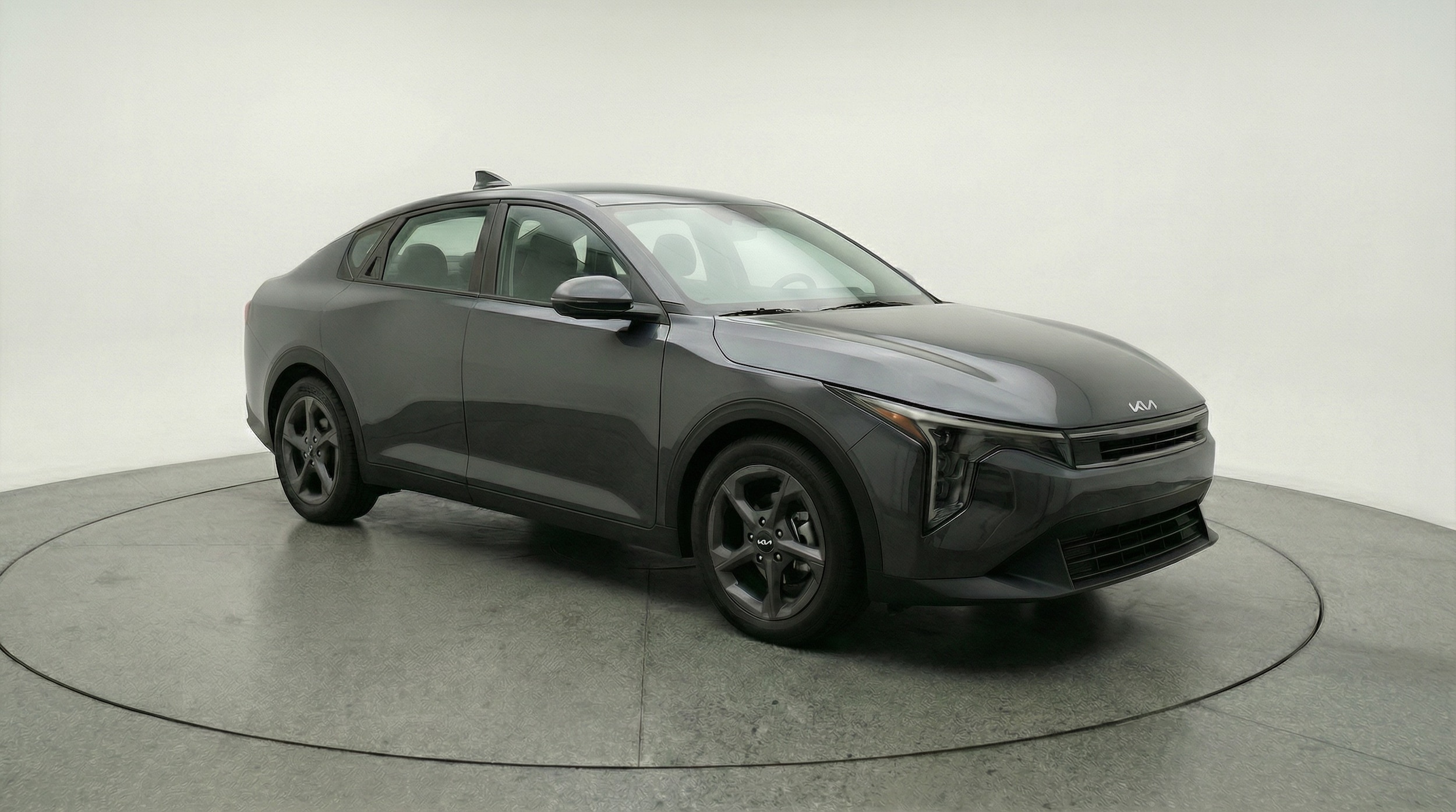 Thumbnail: 2025 Kia K4 - 1