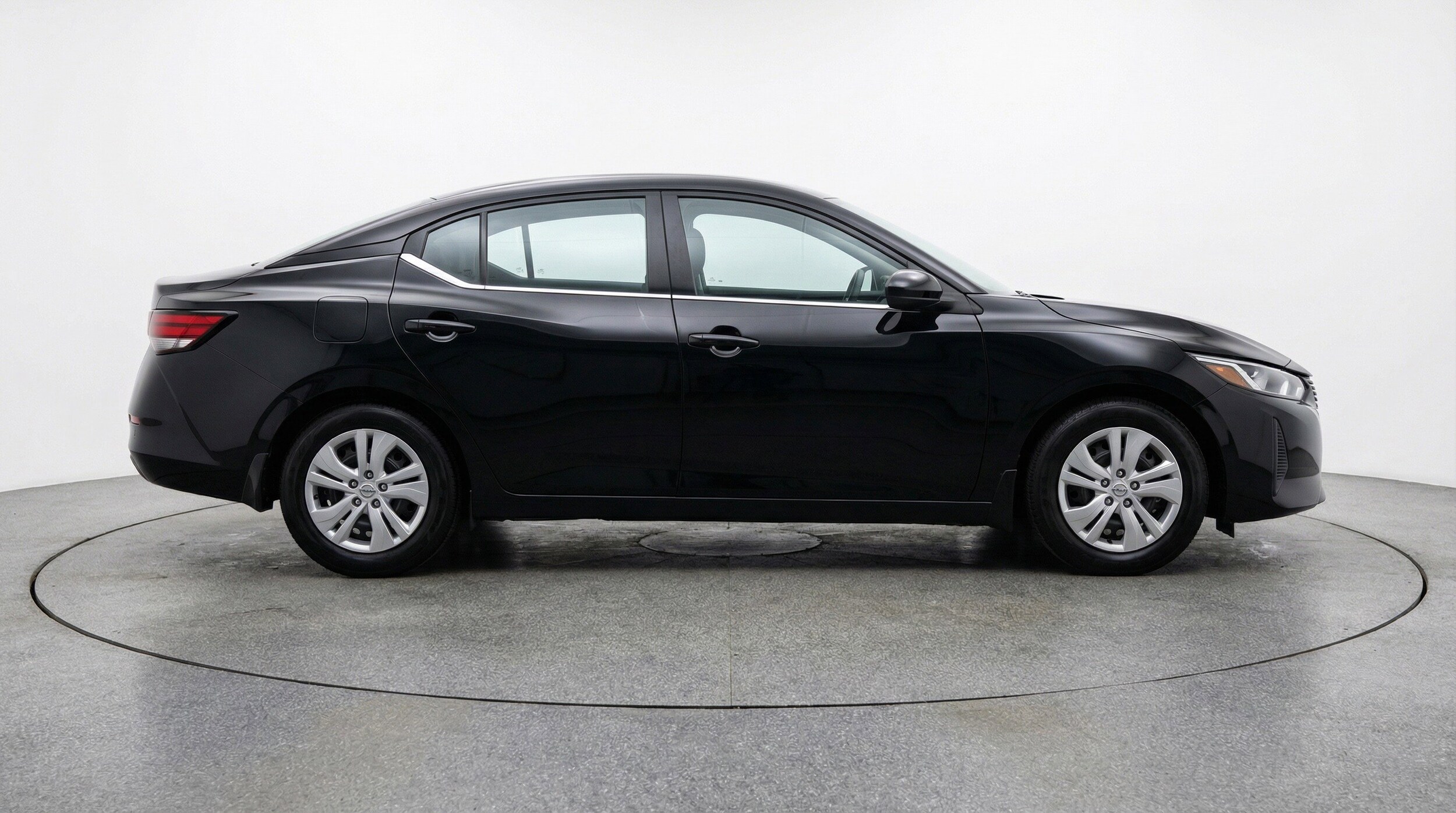 Thumbnail: 2025 Nissan Sentra - 11