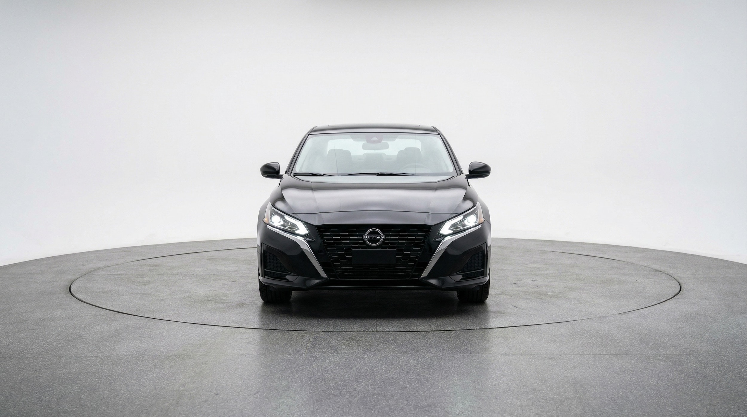 Thumbnail: 2025 Nissan Altima - 2