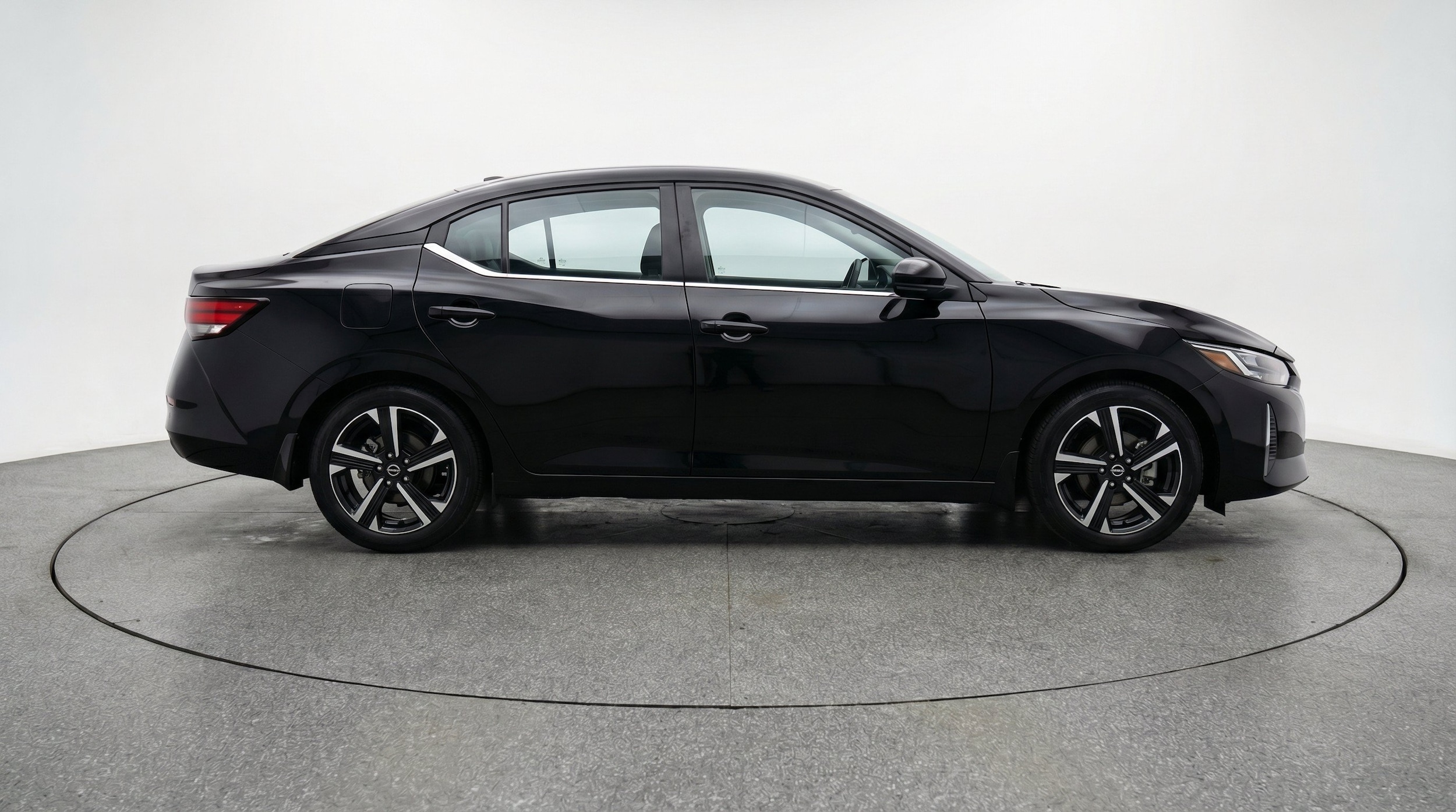 Thumbnail: 2025 Nissan Sentra - 11
