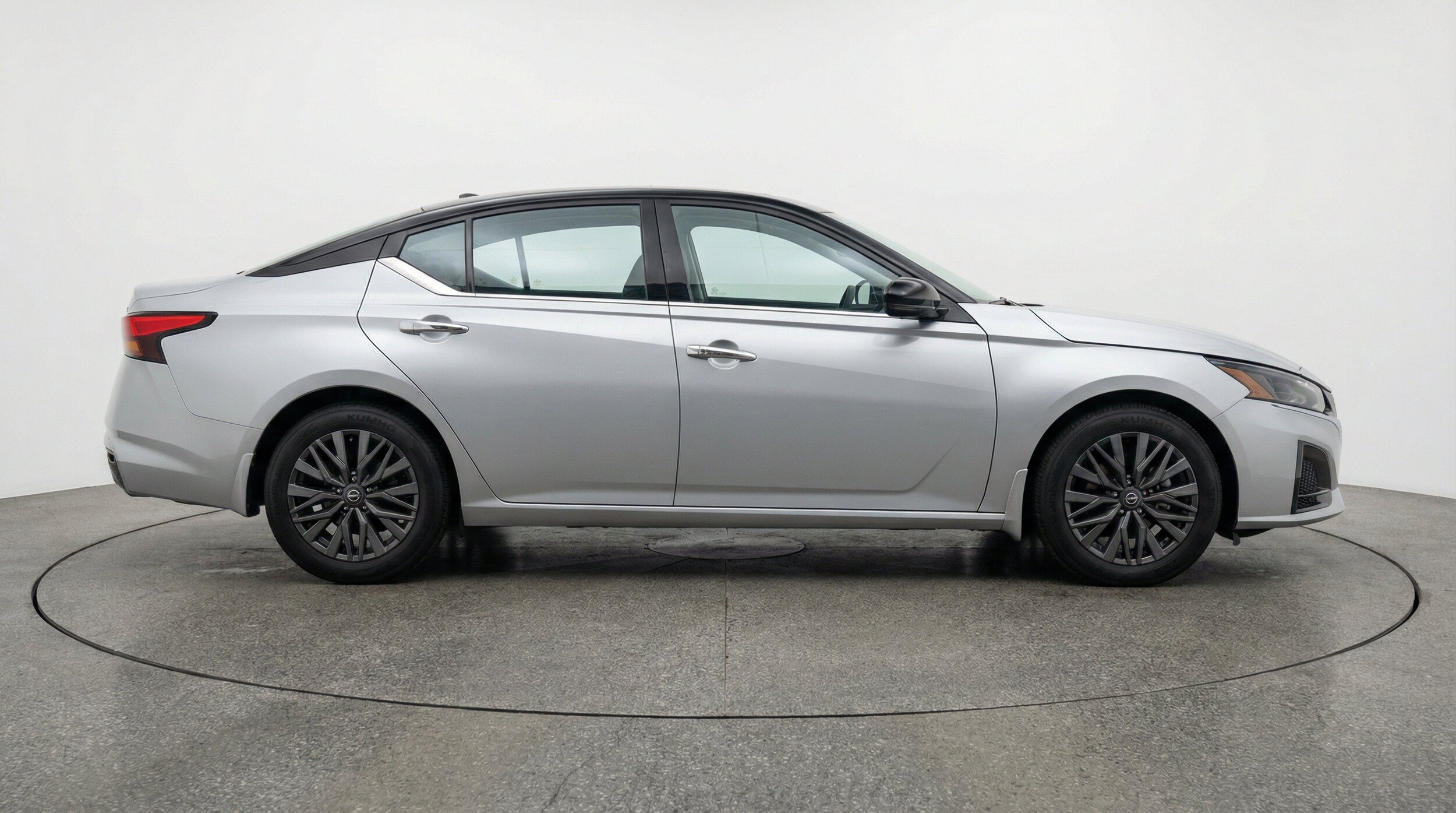 Thumbnail: 2025 Nissan Altima - 11