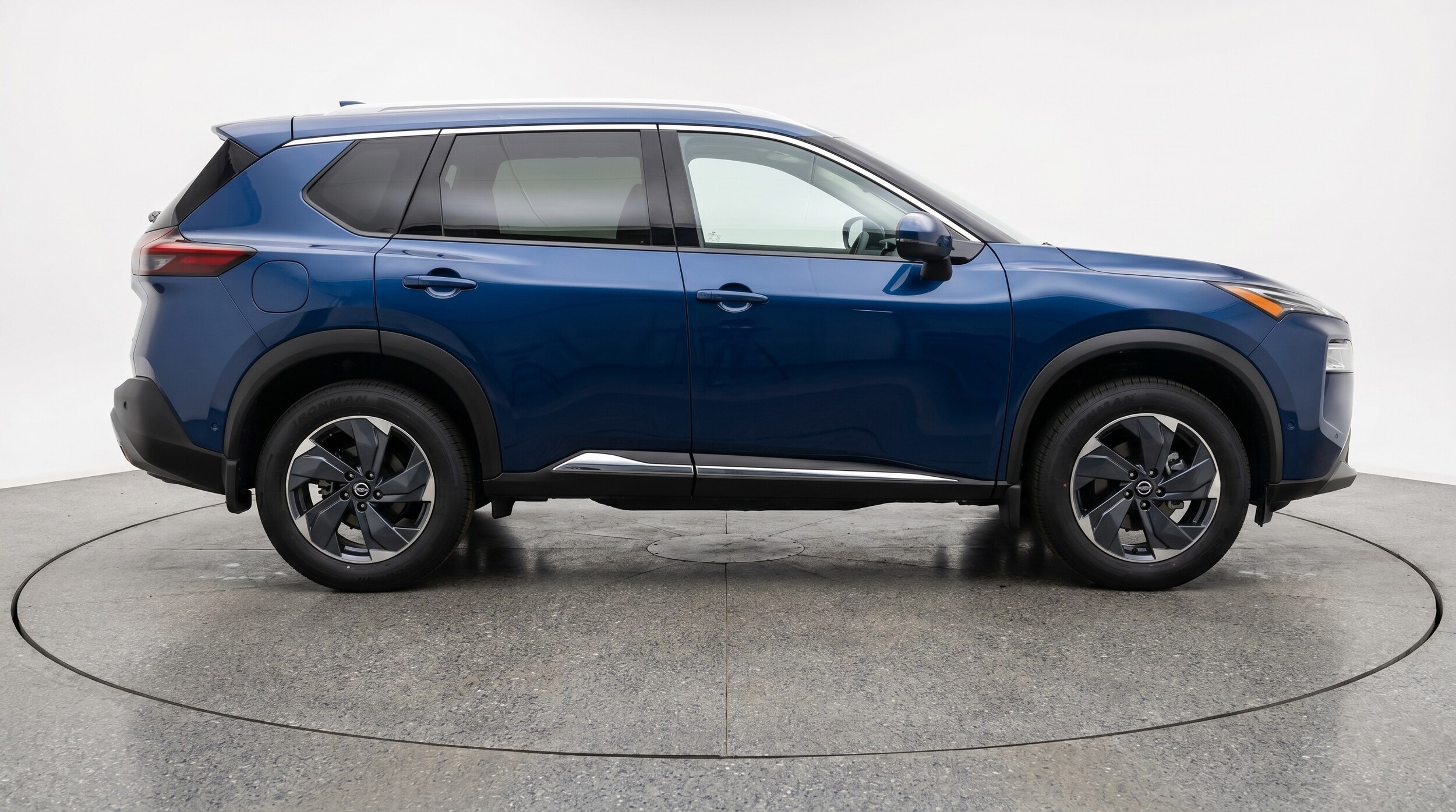Thumbnail: 2025 Nissan Rogue - 8