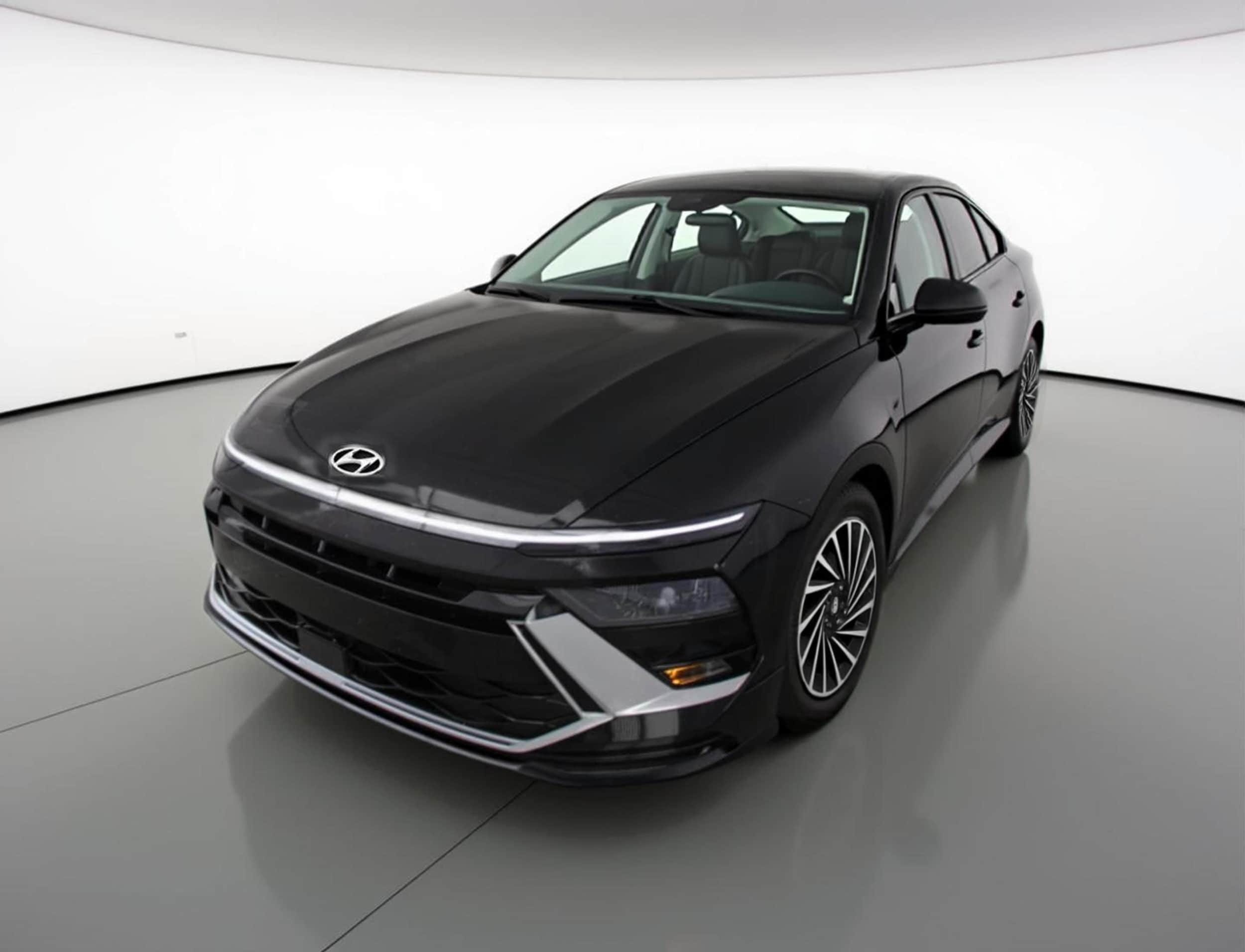 Thumbnail: 2025 Hyundai Sonata - 3