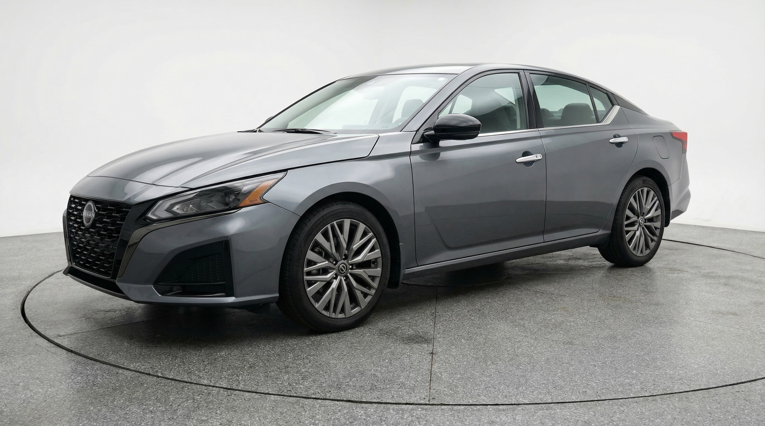 Thumbnail: 2025 Nissan Altima - 3