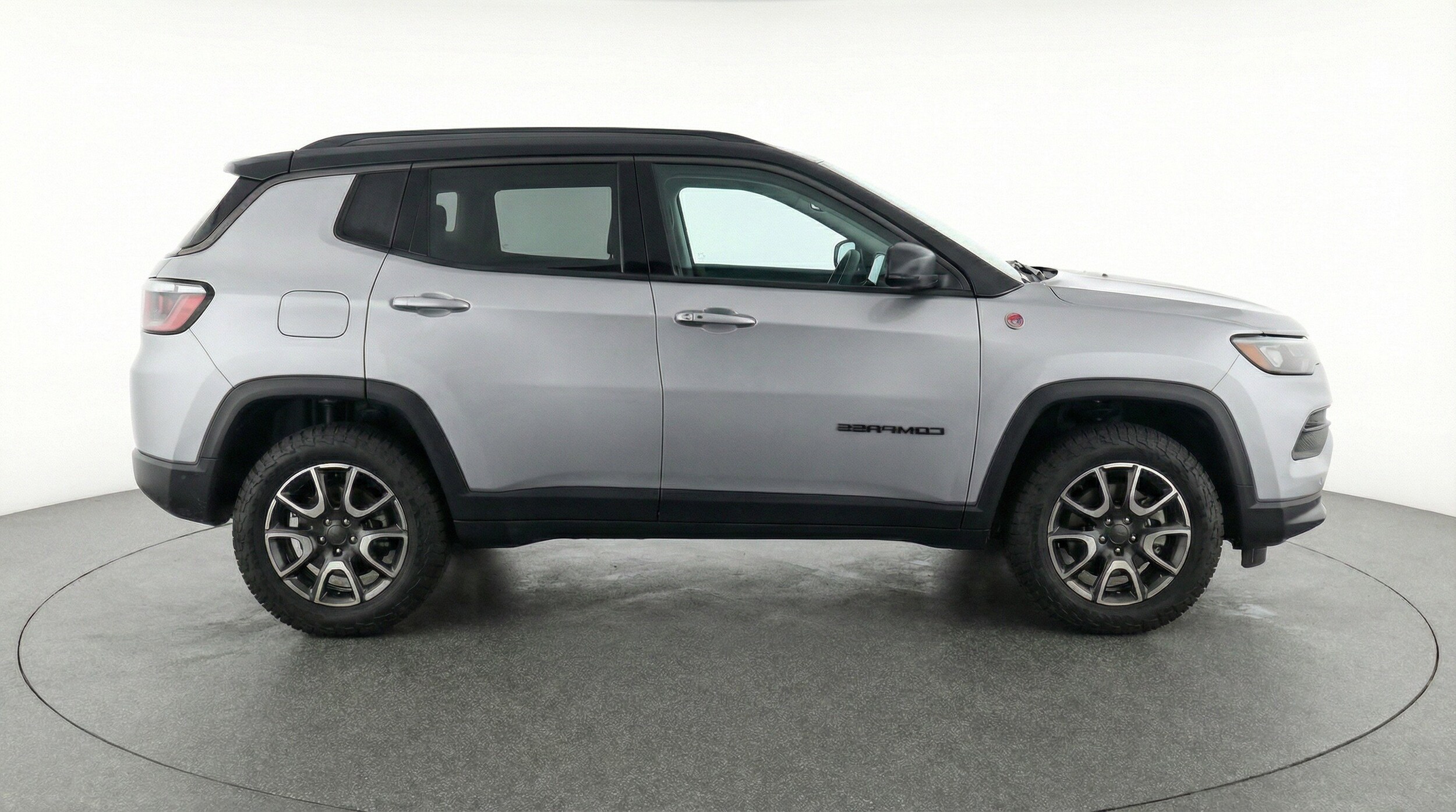 Thumbnail: 2025 Jeep Compass - 11