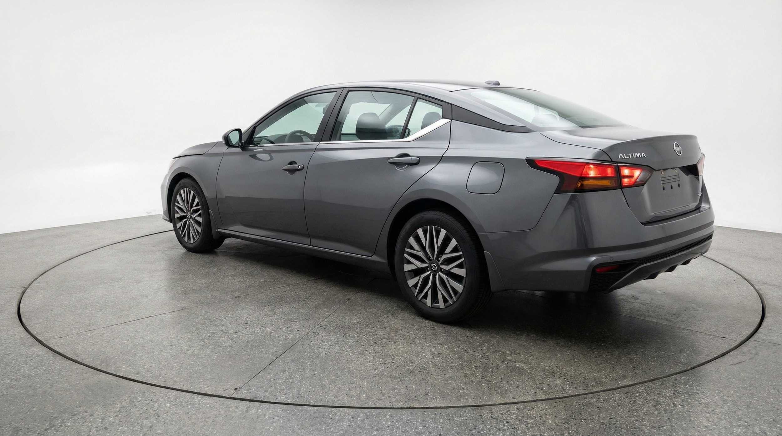 Thumbnail: 2025 Nissan Altima - 5