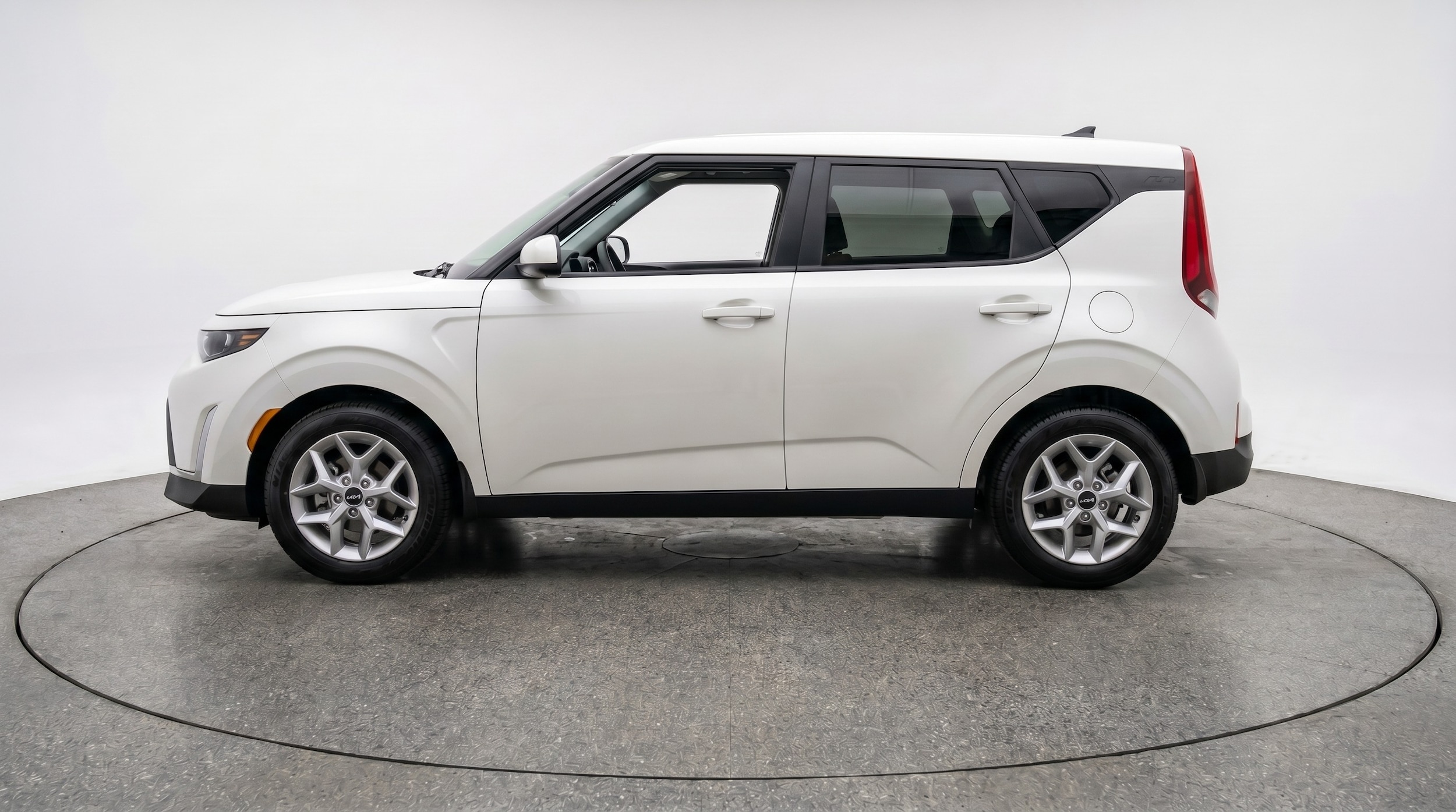 Thumbnail: 2025 Kia Soul - 4