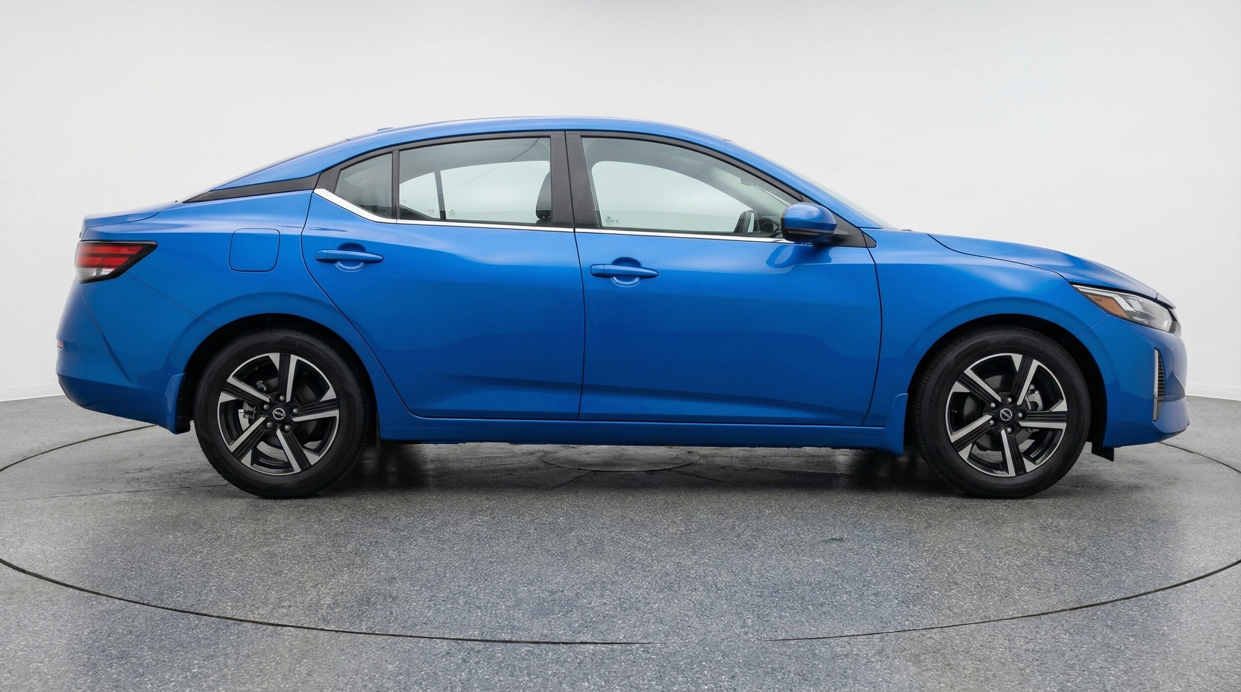 Thumbnail: 2025 Nissan Sentra - 8