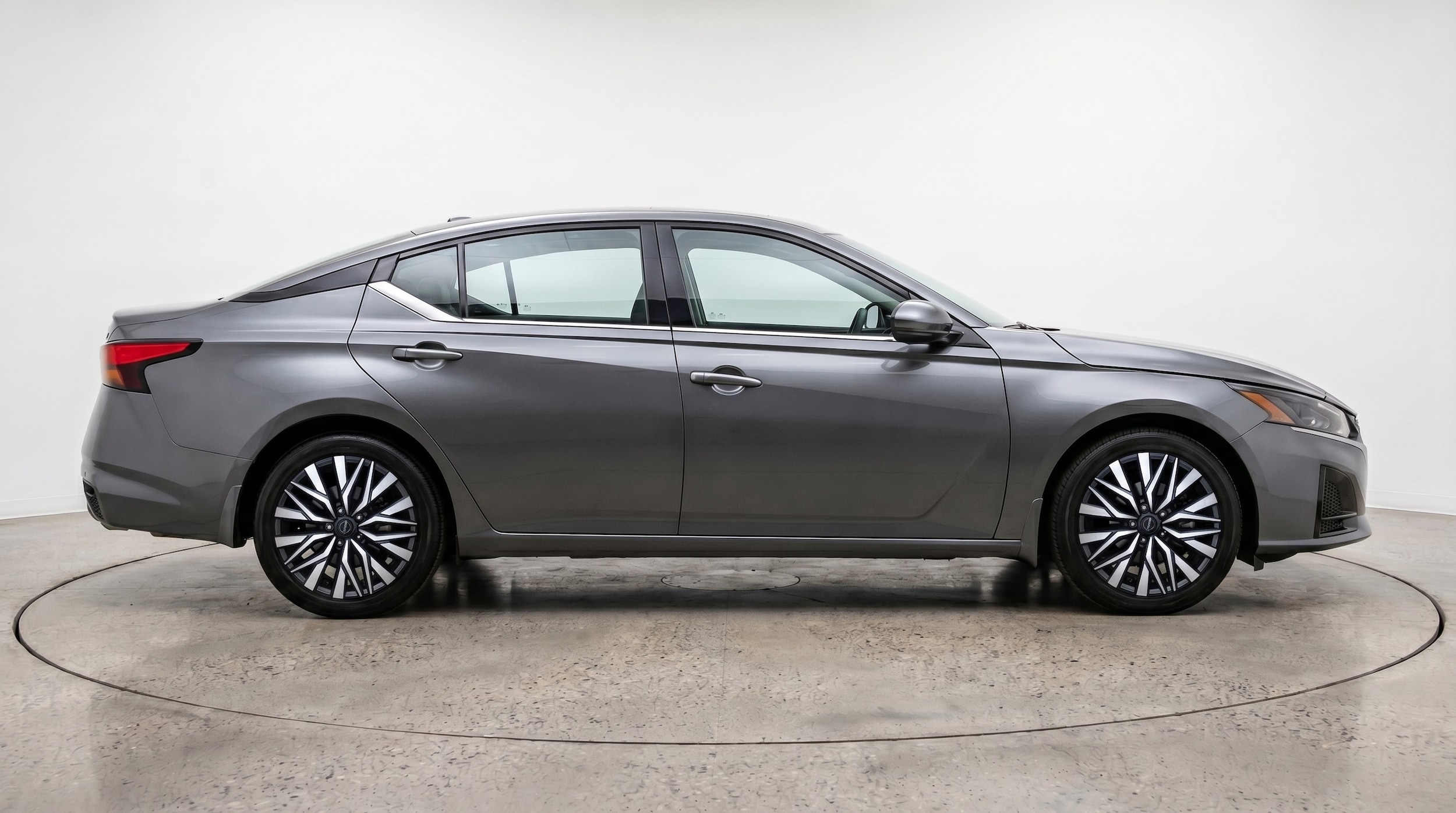 Thumbnail: 2025 Nissan Altima - 8