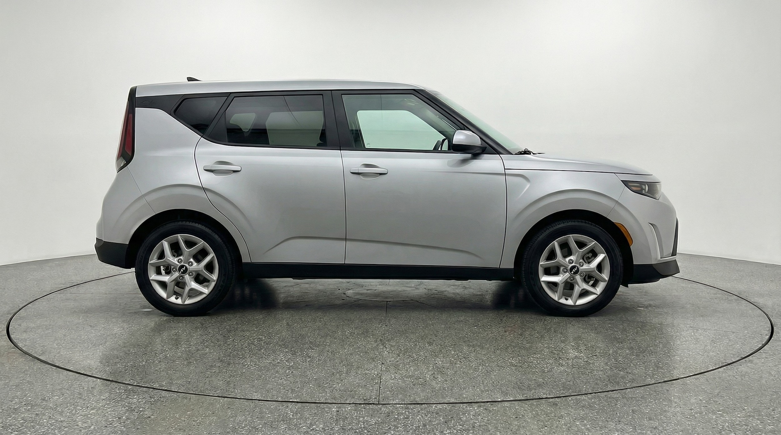 Thumbnail: 2025 Kia Soul - 8
