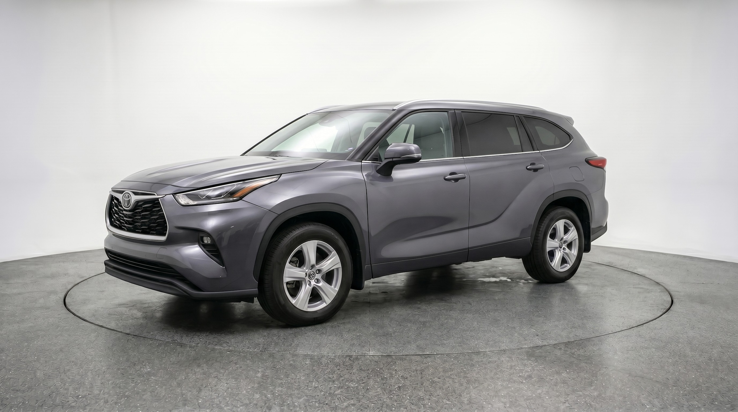 Thumbnail: 2025 Toyota Highlander - 3