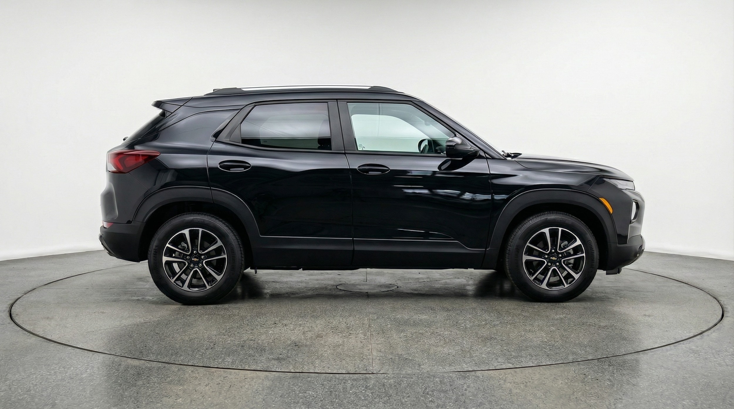 Thumbnail: 2025 Chevrolet TrailBlazer - 8