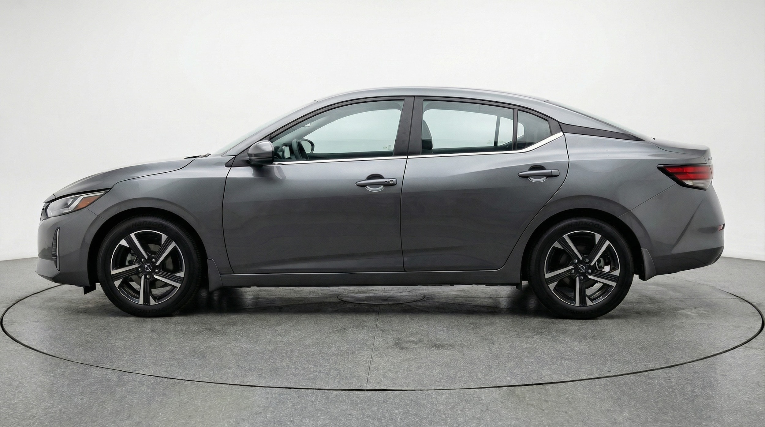 Thumbnail: 2025 Nissan Sentra - 4