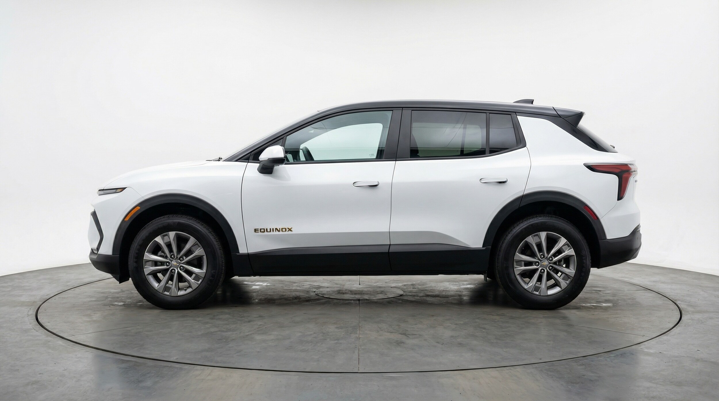 Thumbnail: 2025 Chevrolet Equinox - 4
