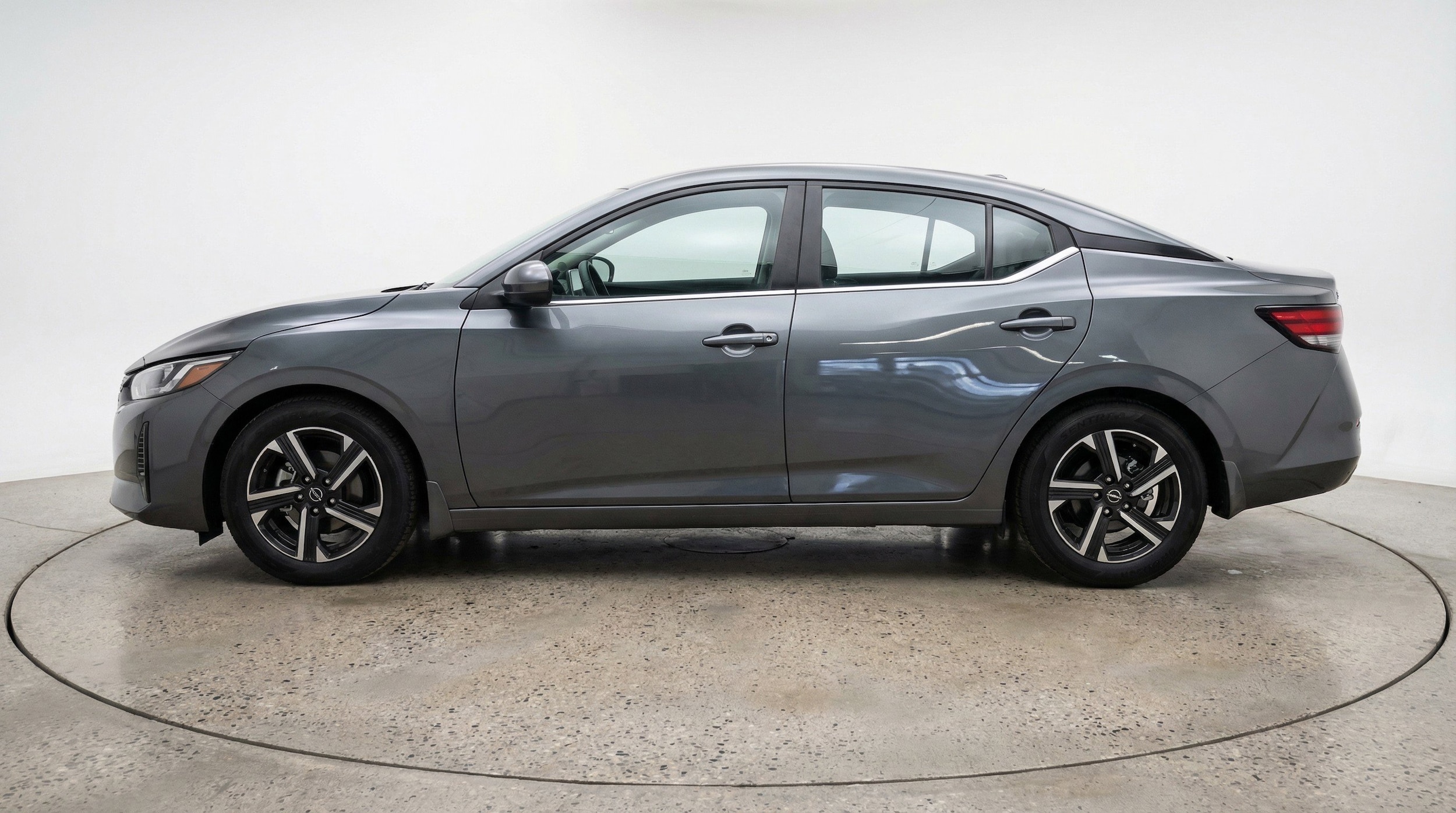 Thumbnail: 2025 Nissan Sentra - 5