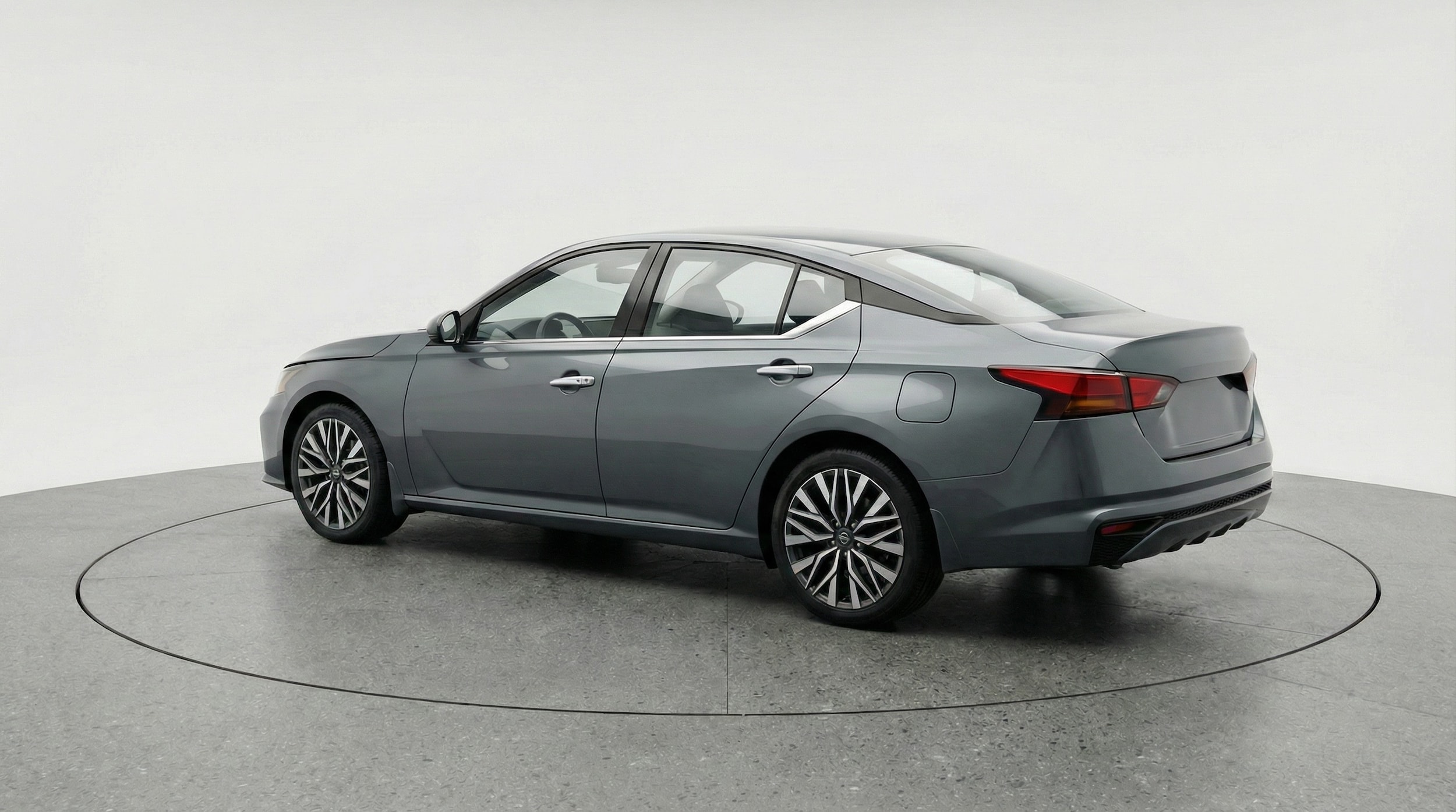 Thumbnail: 2025 Nissan Altima - 5