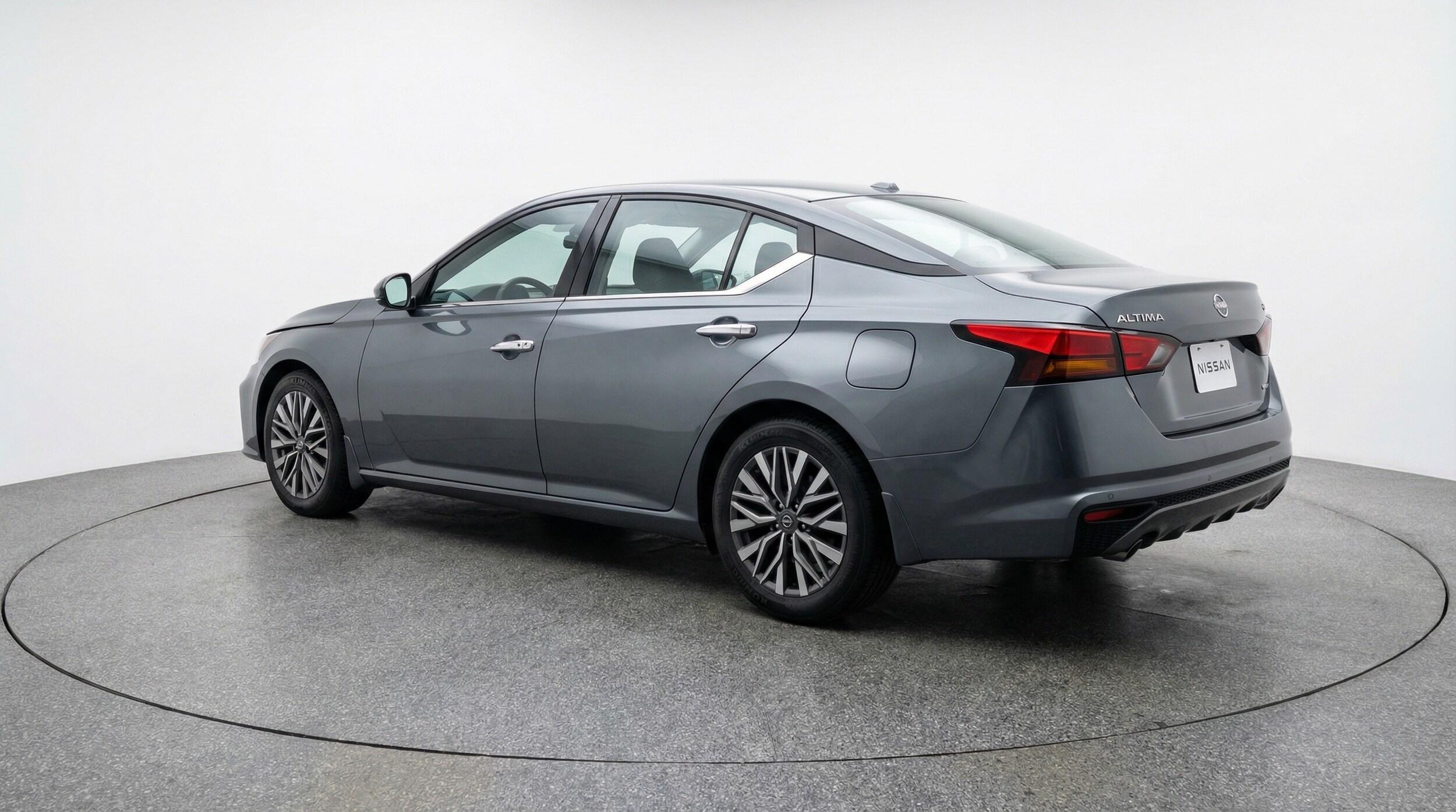 Thumbnail: 2025 Nissan Altima - 5