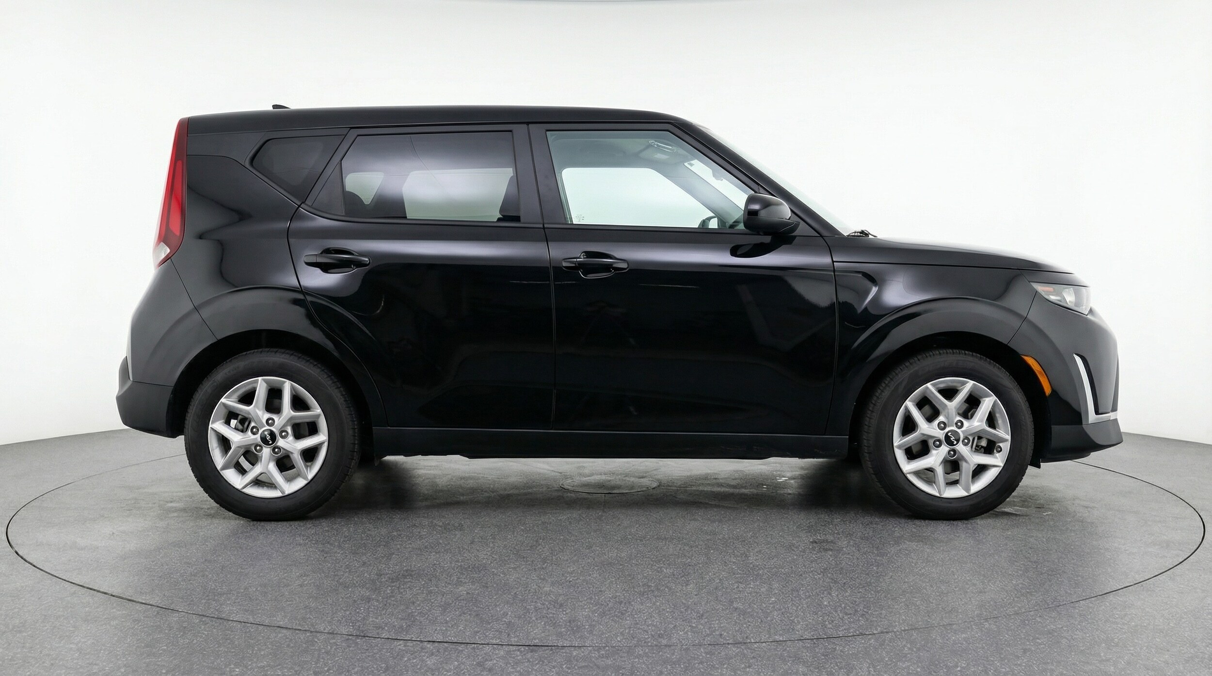 Thumbnail: 2025 Kia Soul - 8