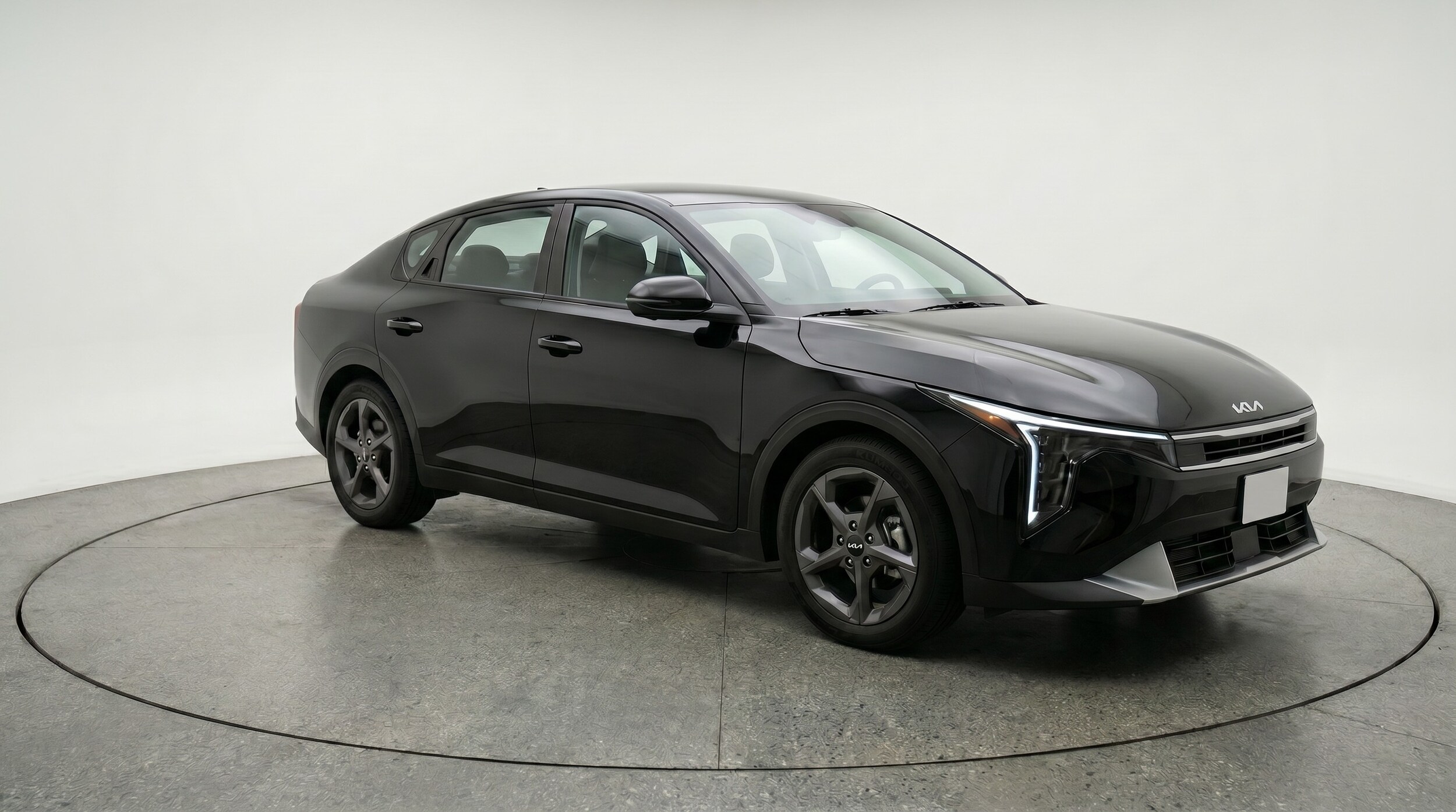 Thumbnail: 2025 Kia K4 - 1