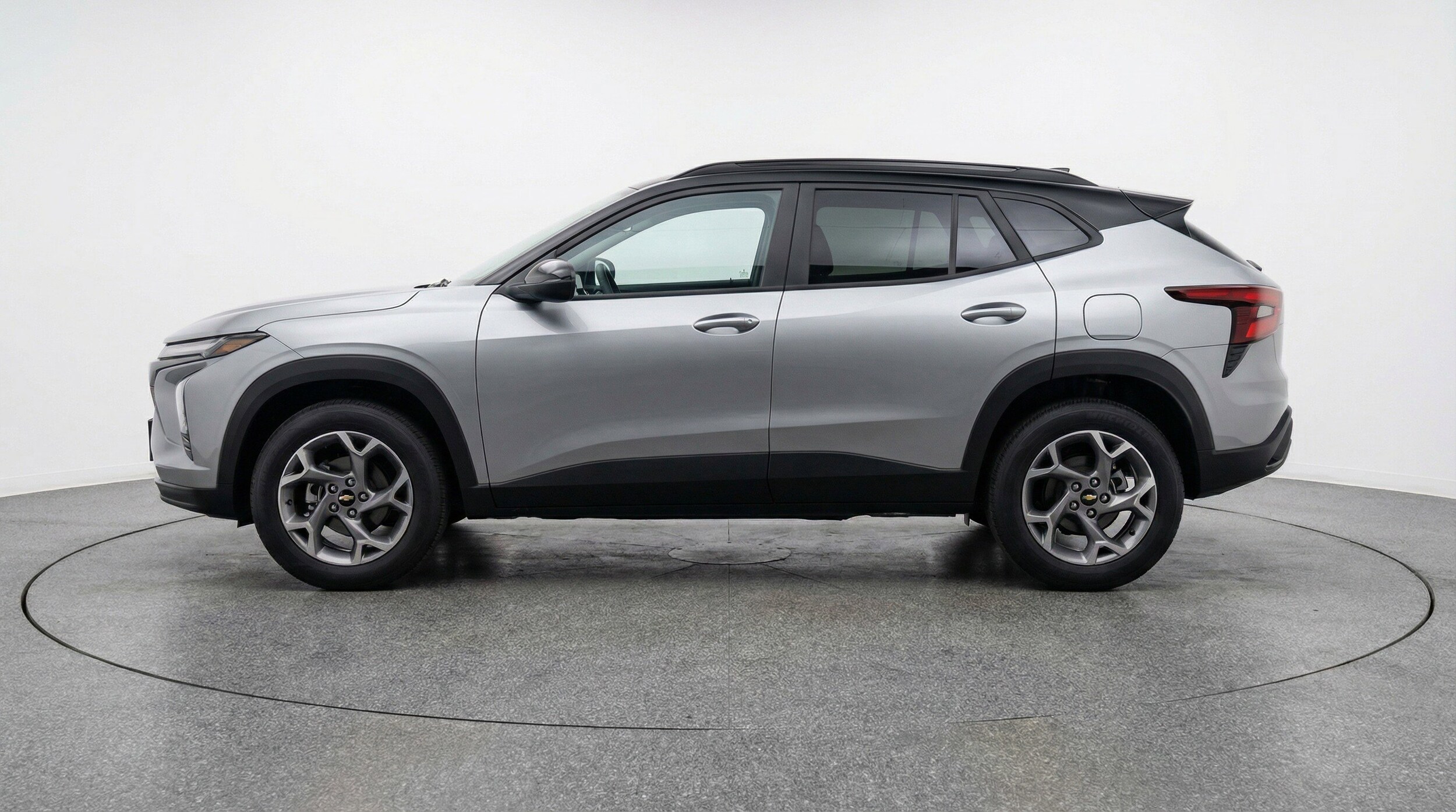 Thumbnail: 2025 Chevrolet Trax - 5