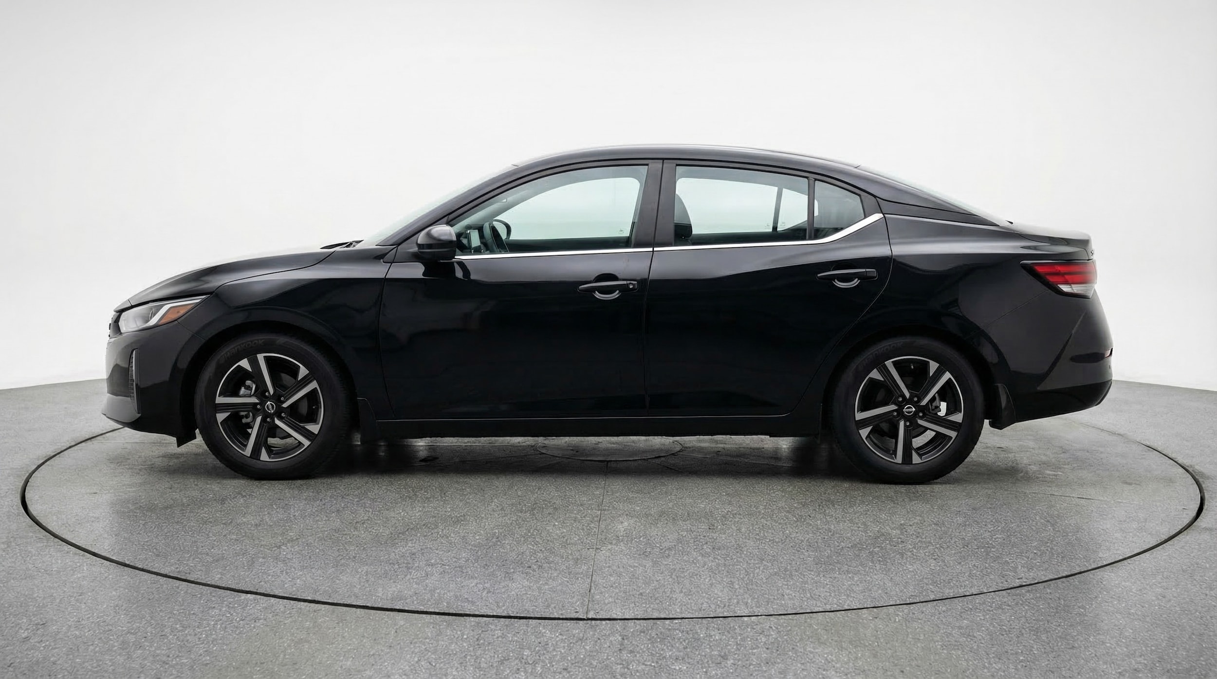 Thumbnail: 2025 Nissan Sentra - 4